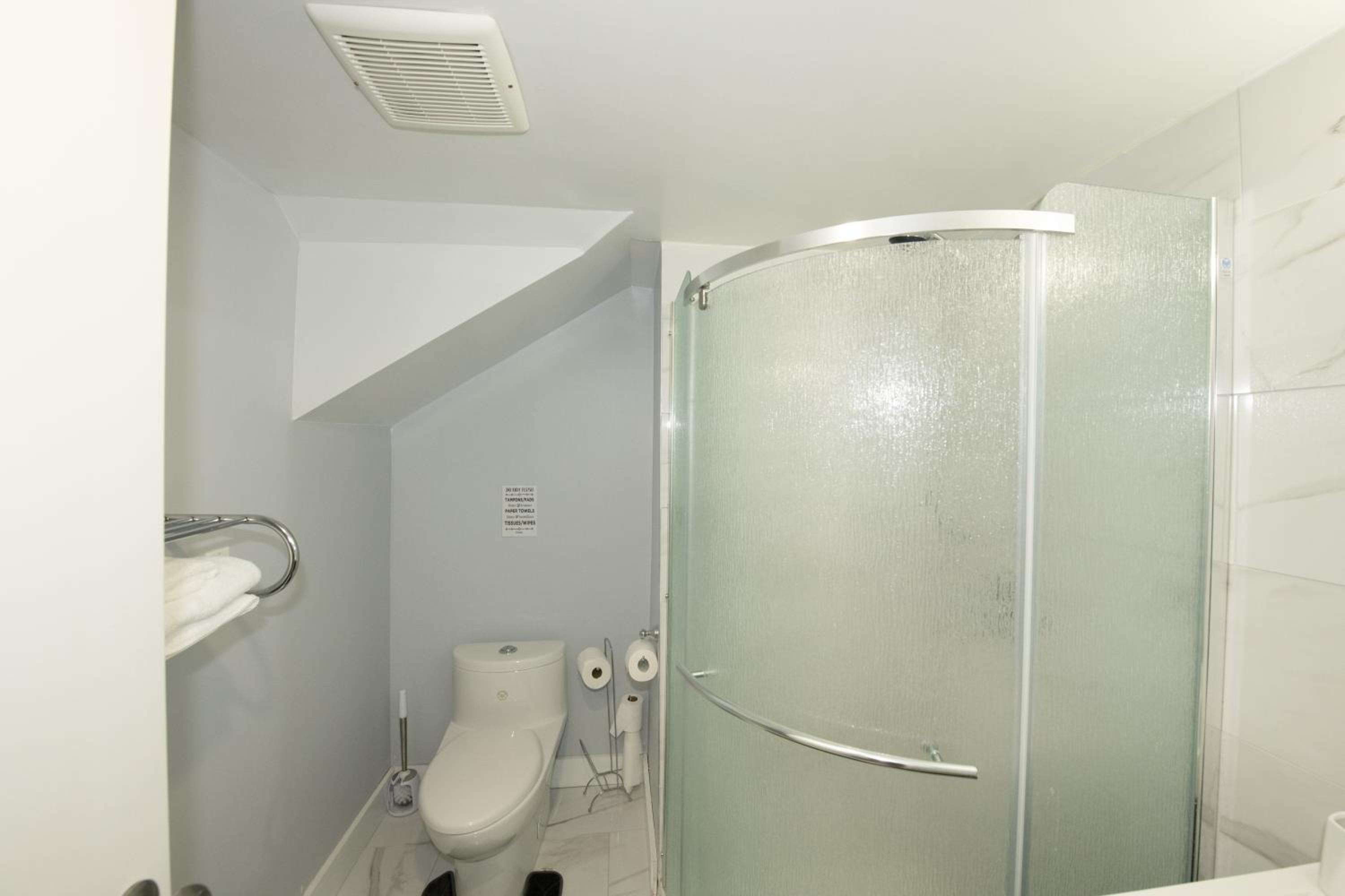 Double Room with Private External Bathroom photo 3