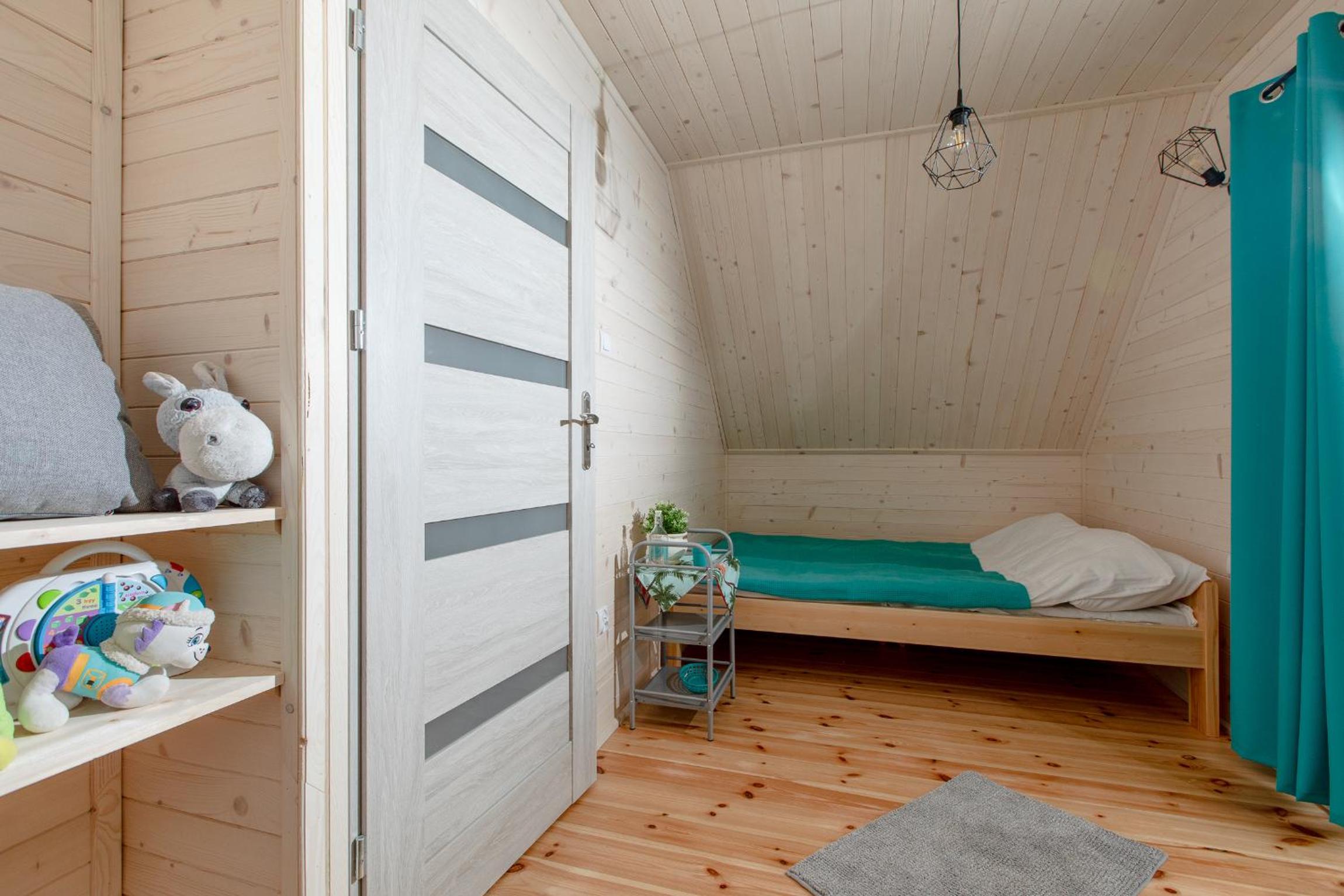 Two-Bedroom House - Photo 5