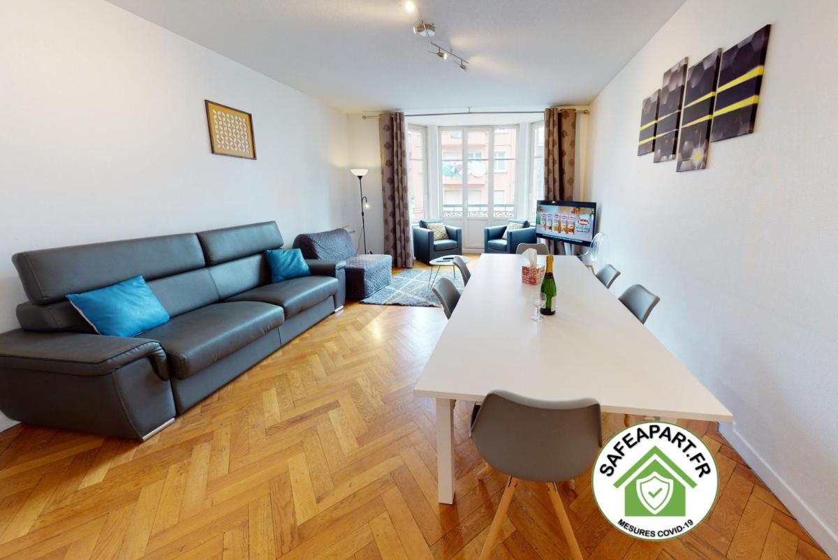 Apartment Netter Two-Bedroom + Living room