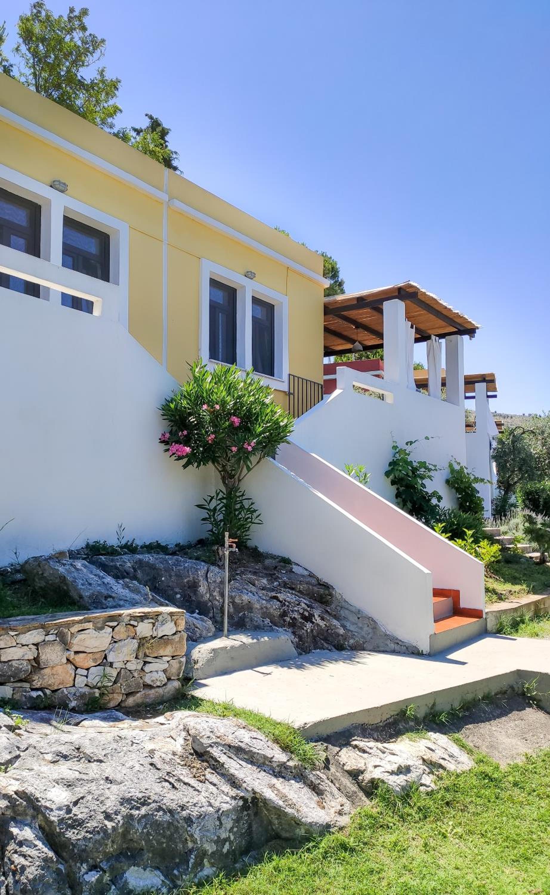 Bungalow (4 Adults) photo 1
