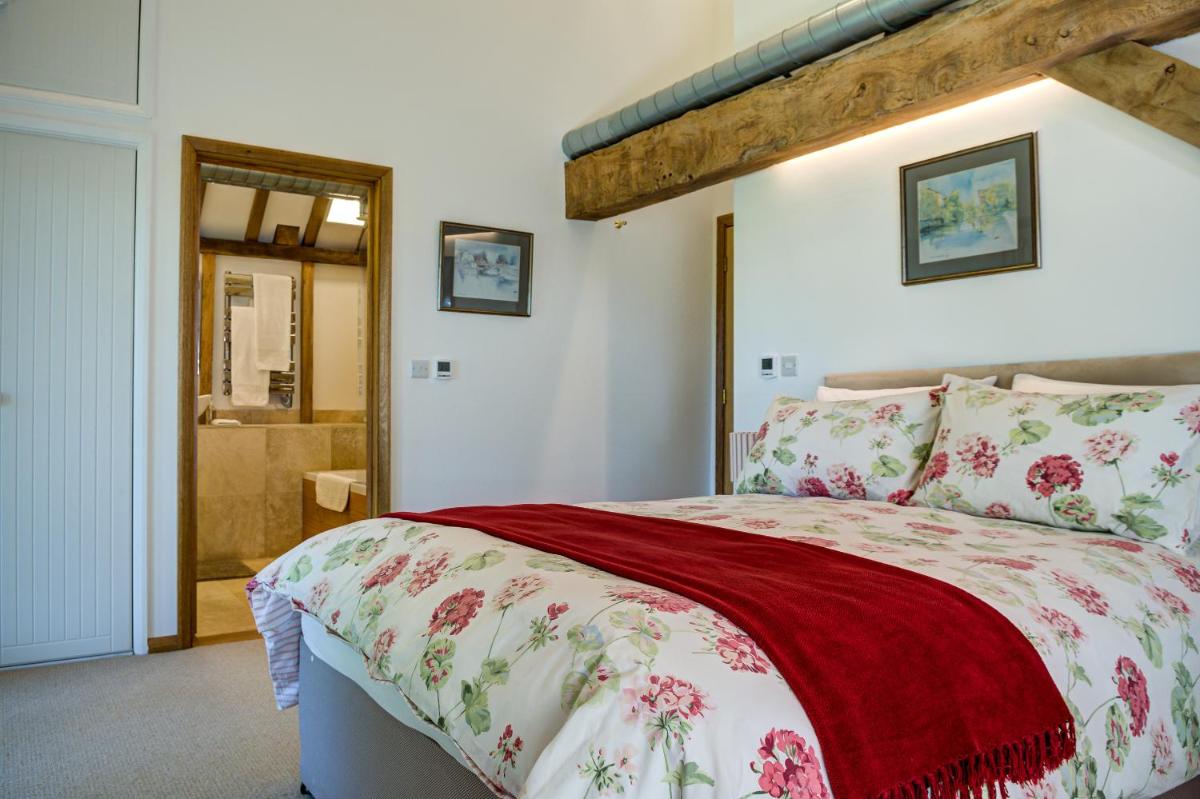 Deluxe Double Room with Shower photo 3
