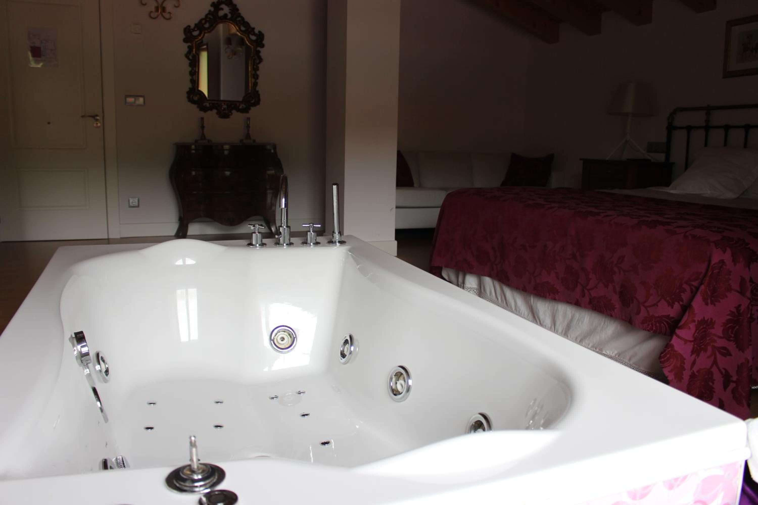 Superior Double Room - Photo 13