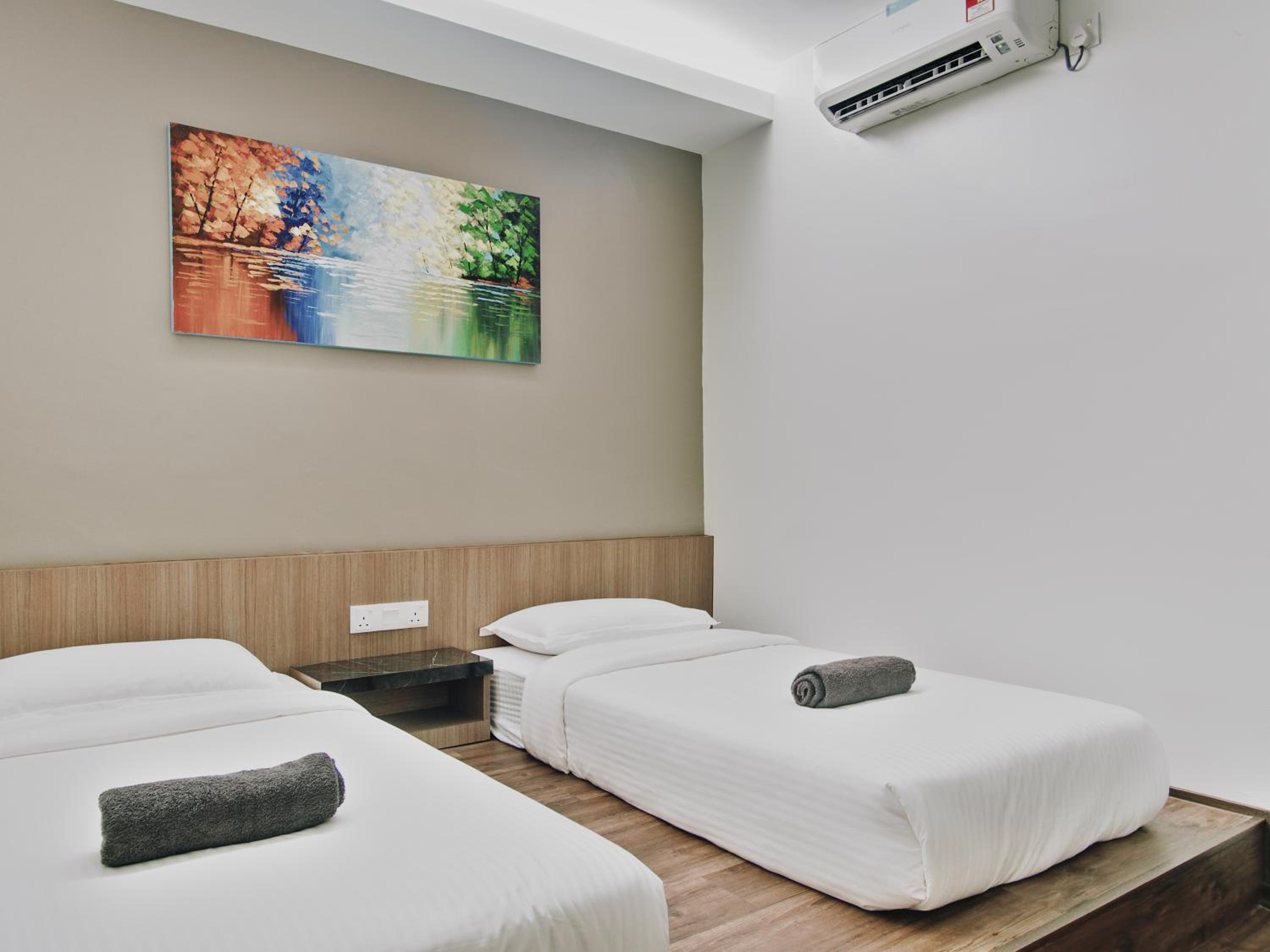 Standard Twin Room photo 3