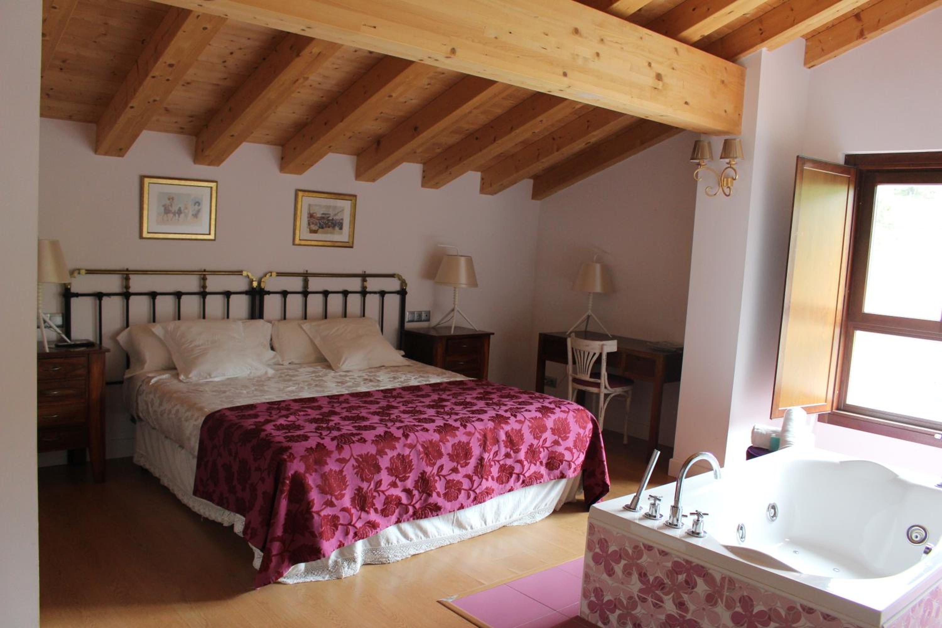 Superior Double Room - Photo 8