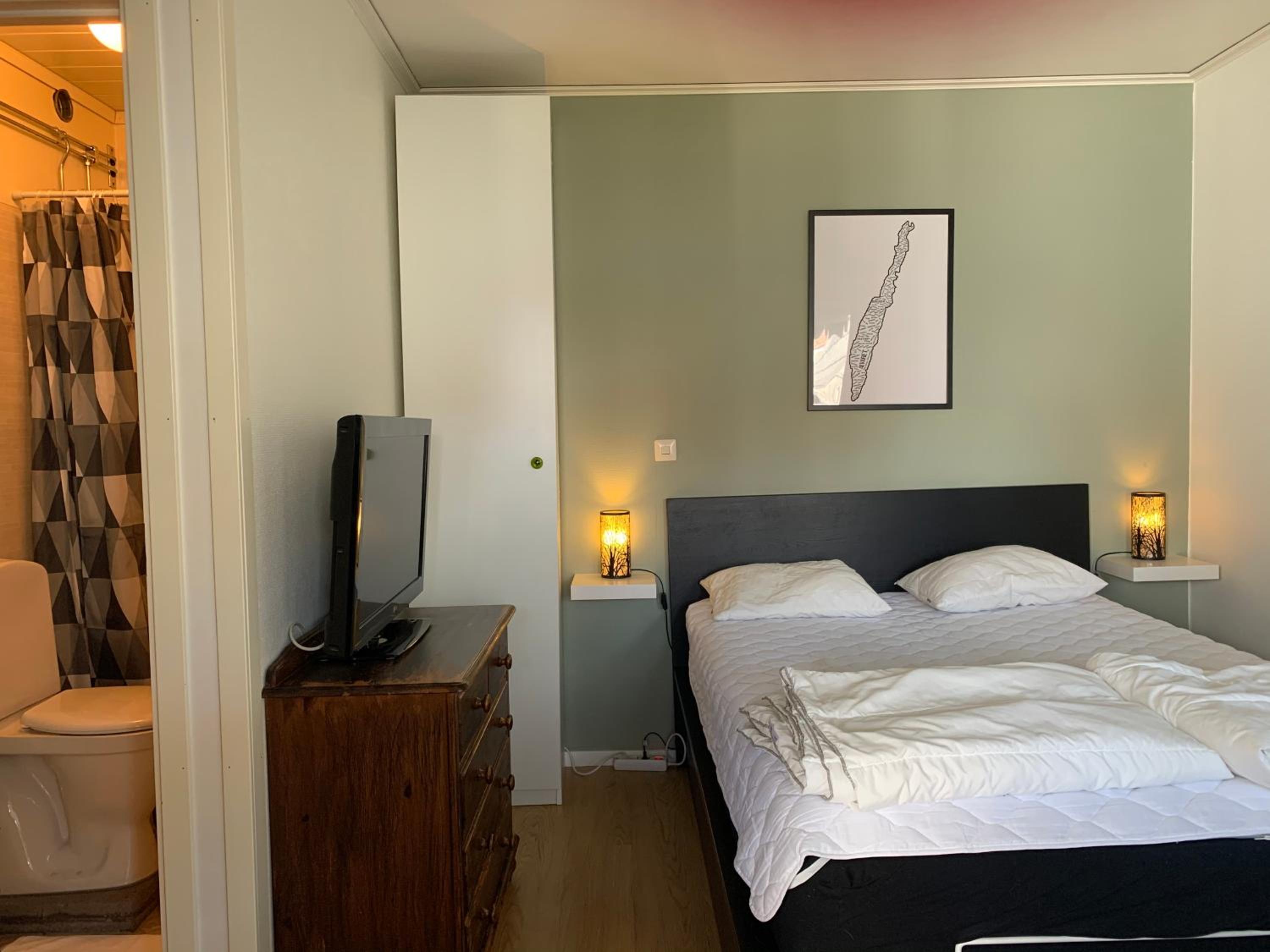 Studio (2 Adults) - Photo 1