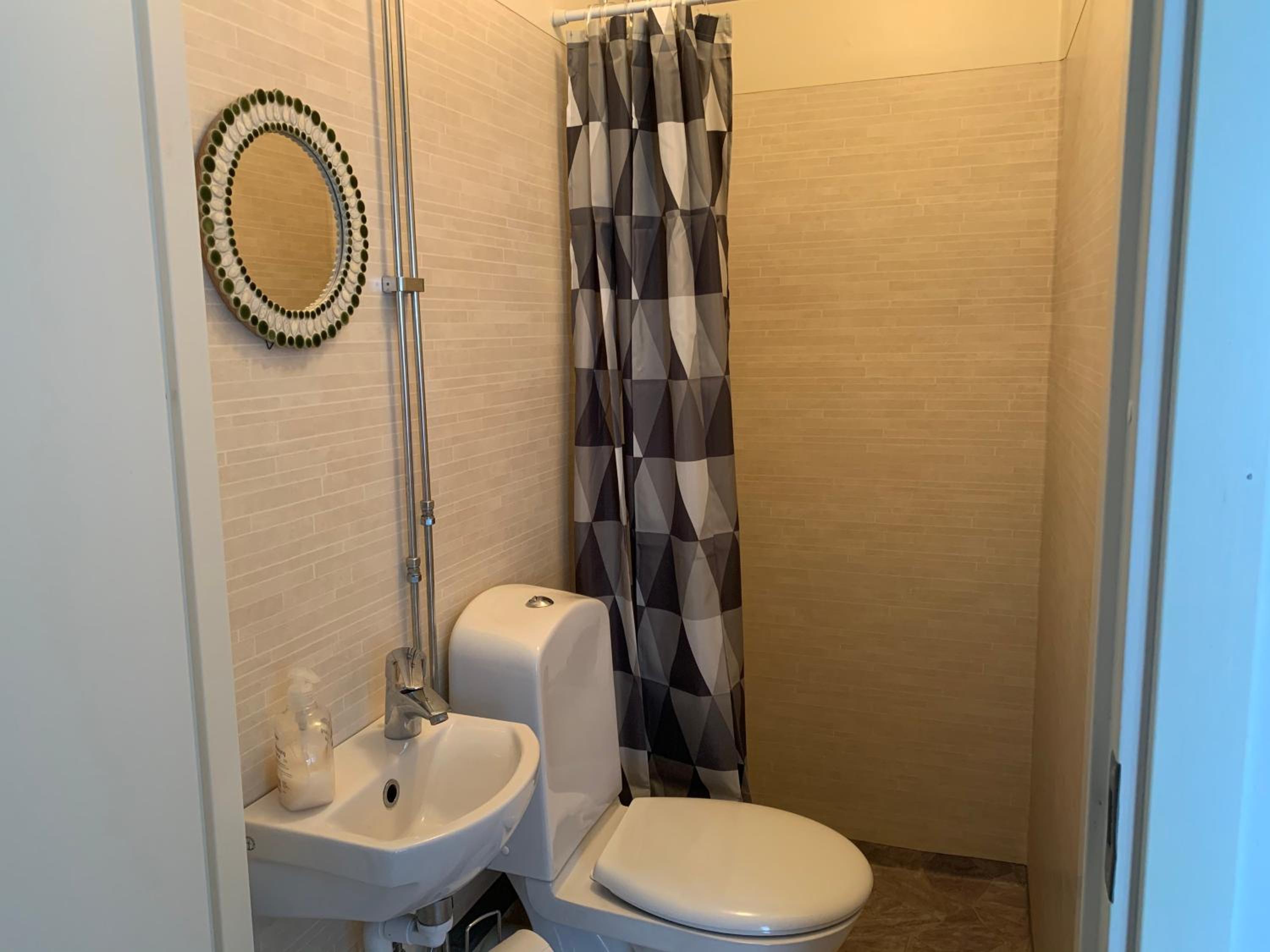 Studio (2 Adults) - Photo 7