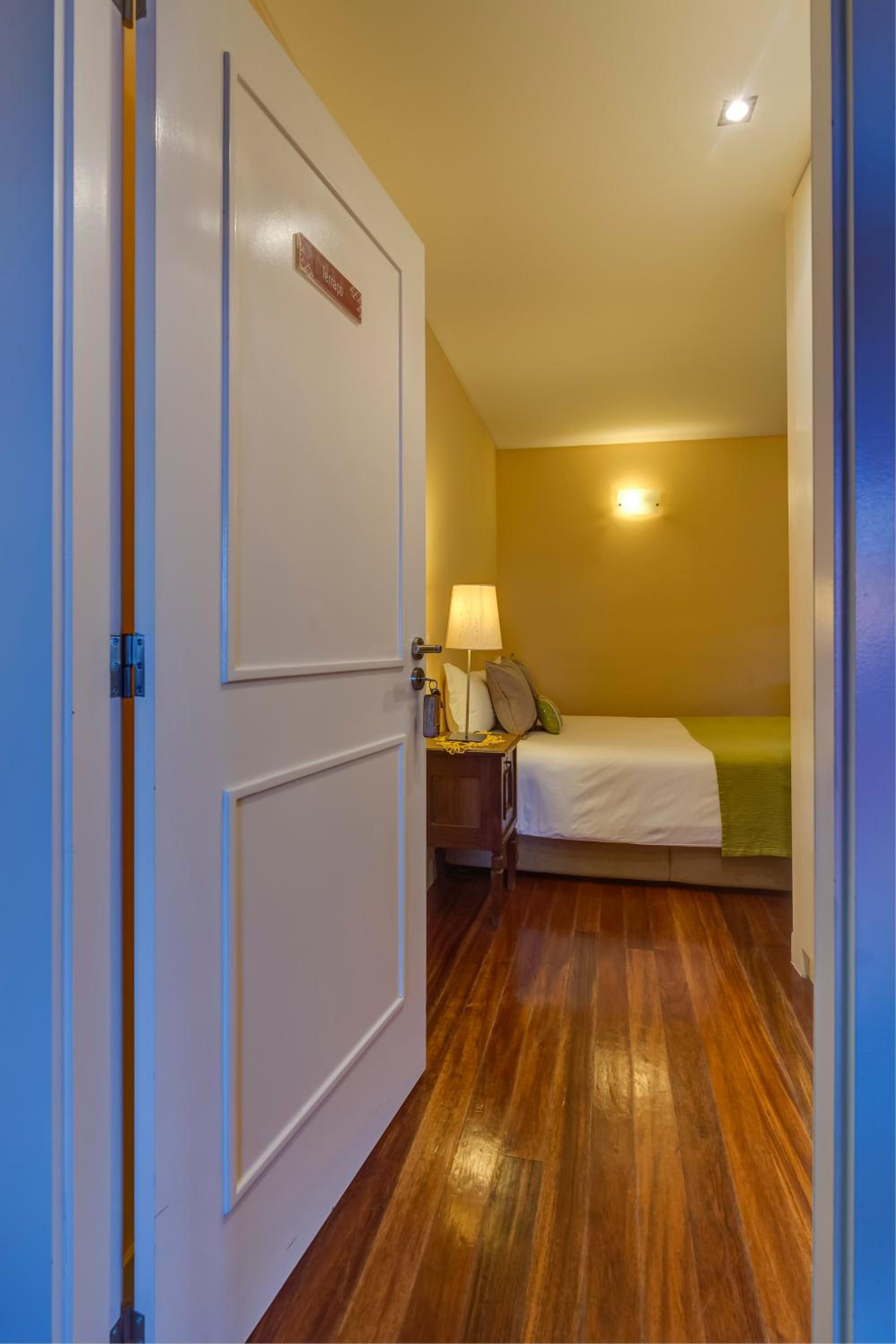 Four-Bedroom House - Photo 18