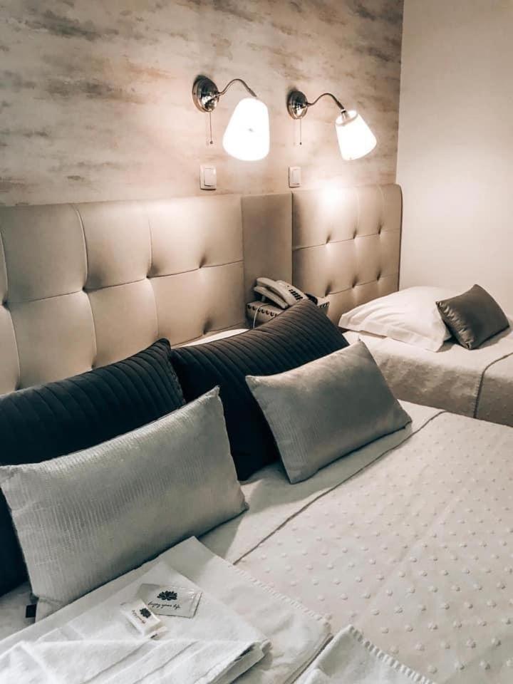 Double or Twin Room - Photo 3