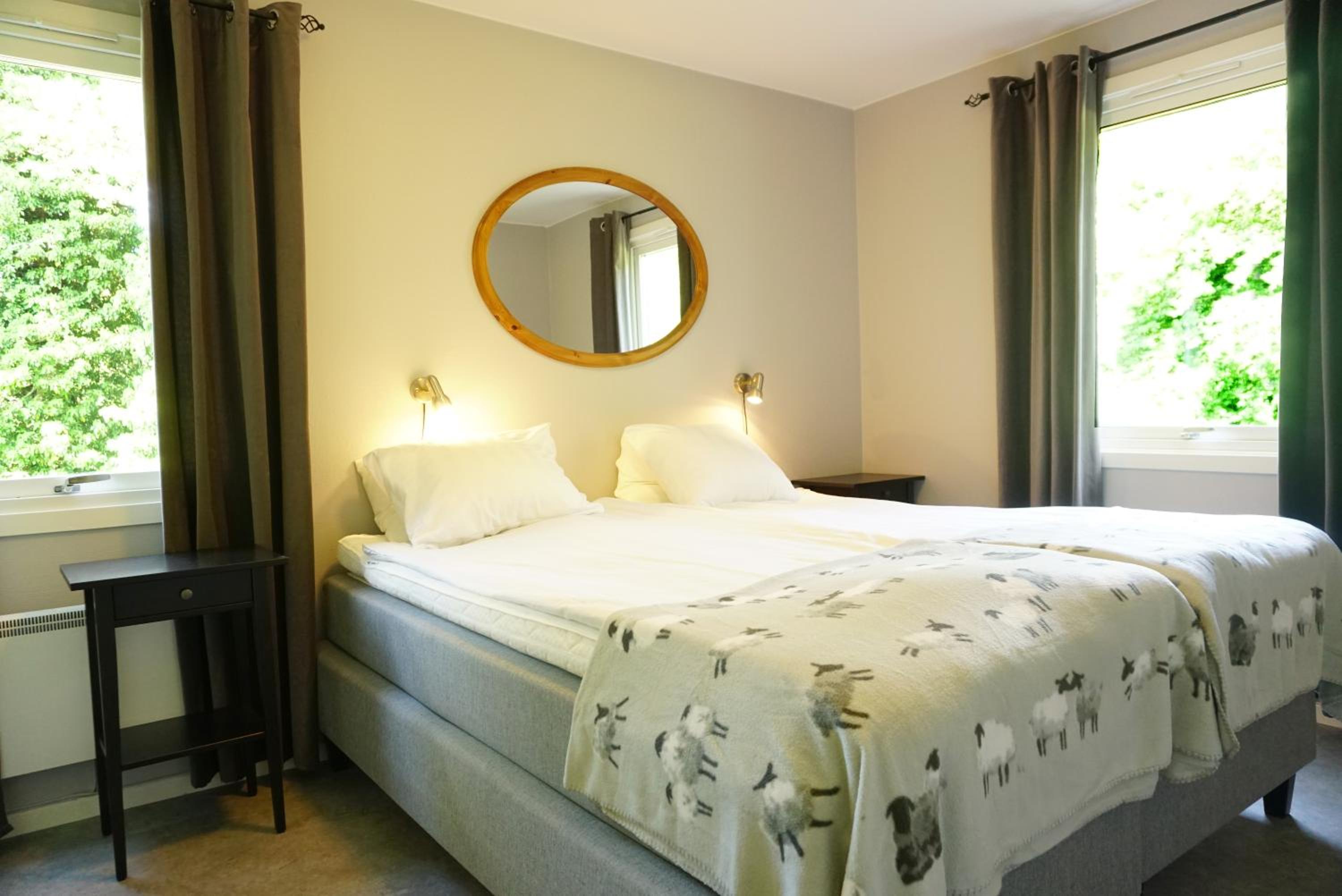 Two-Bedroom Apartment (6 Adults) photo 1