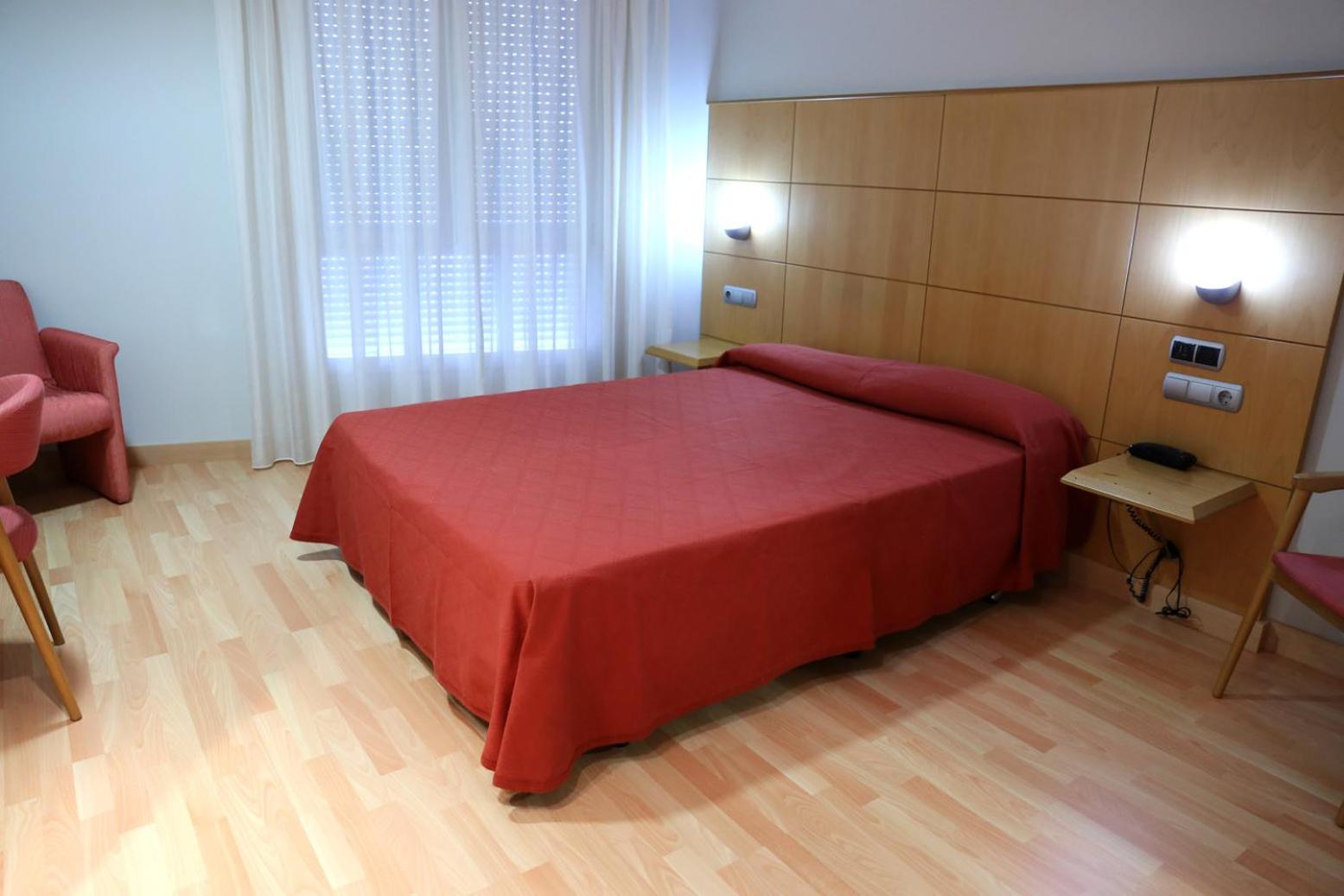 Queen Room photo 3