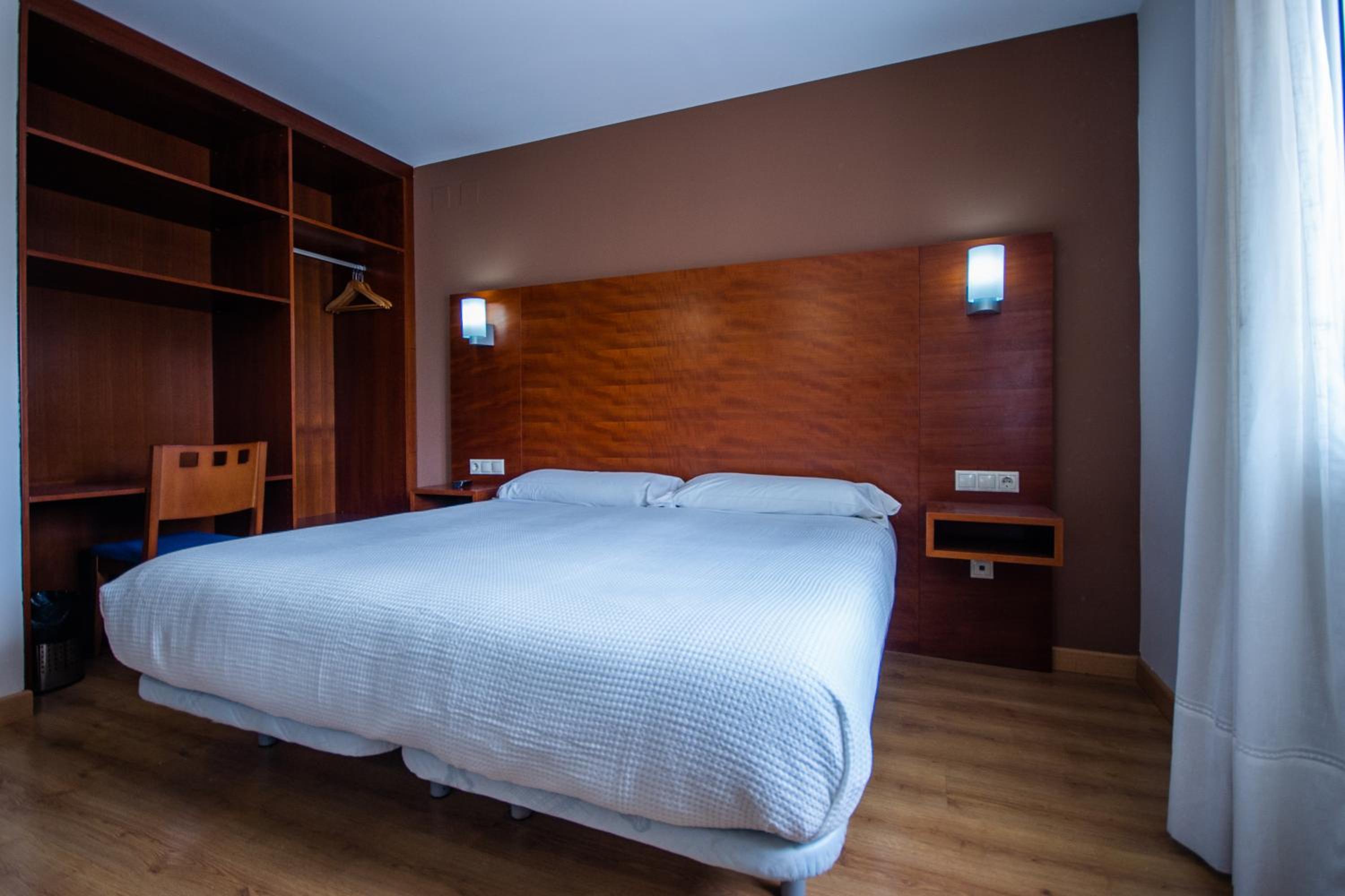 Double Room - Photo 1