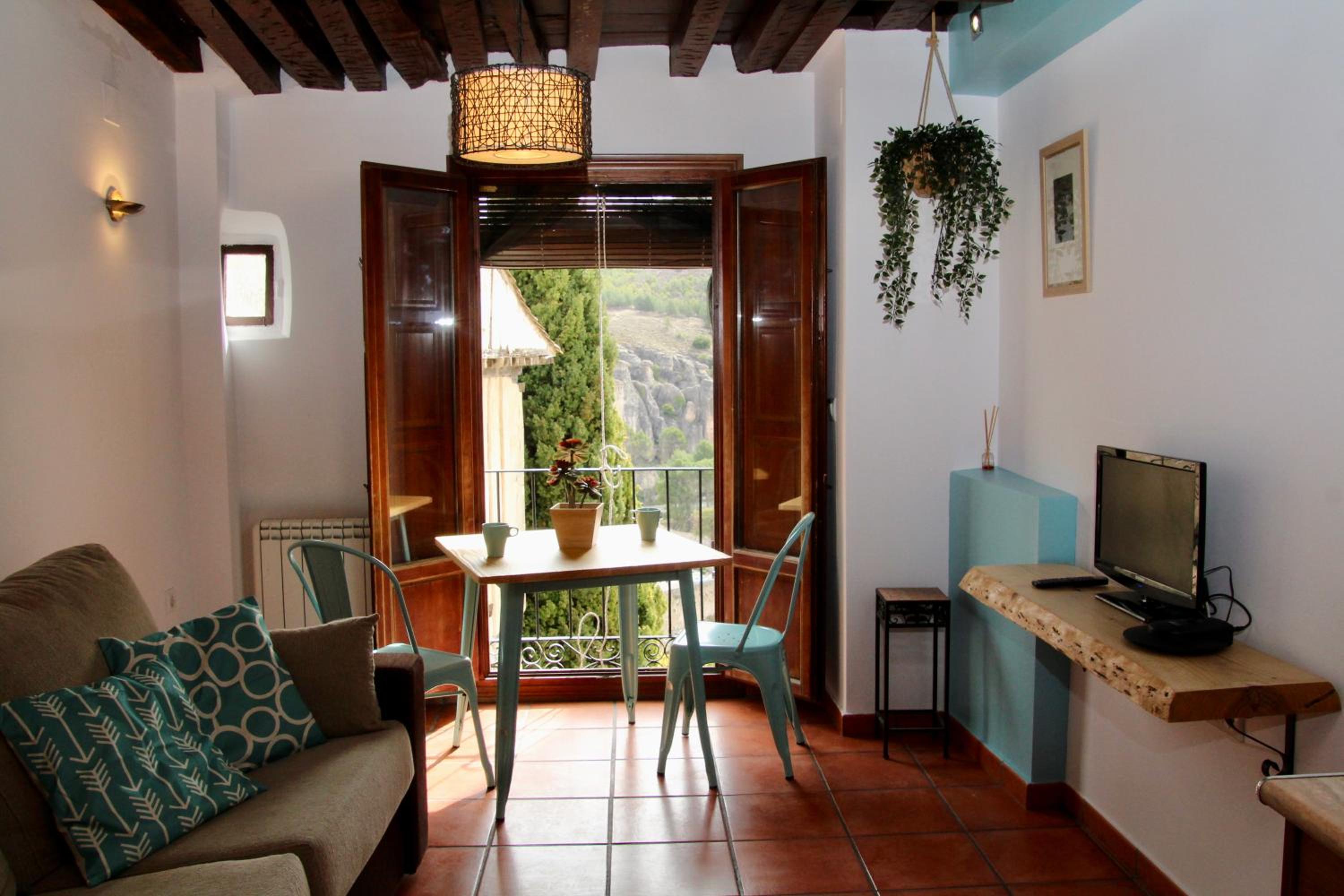 One-Bedroom Apartment - Photo 1