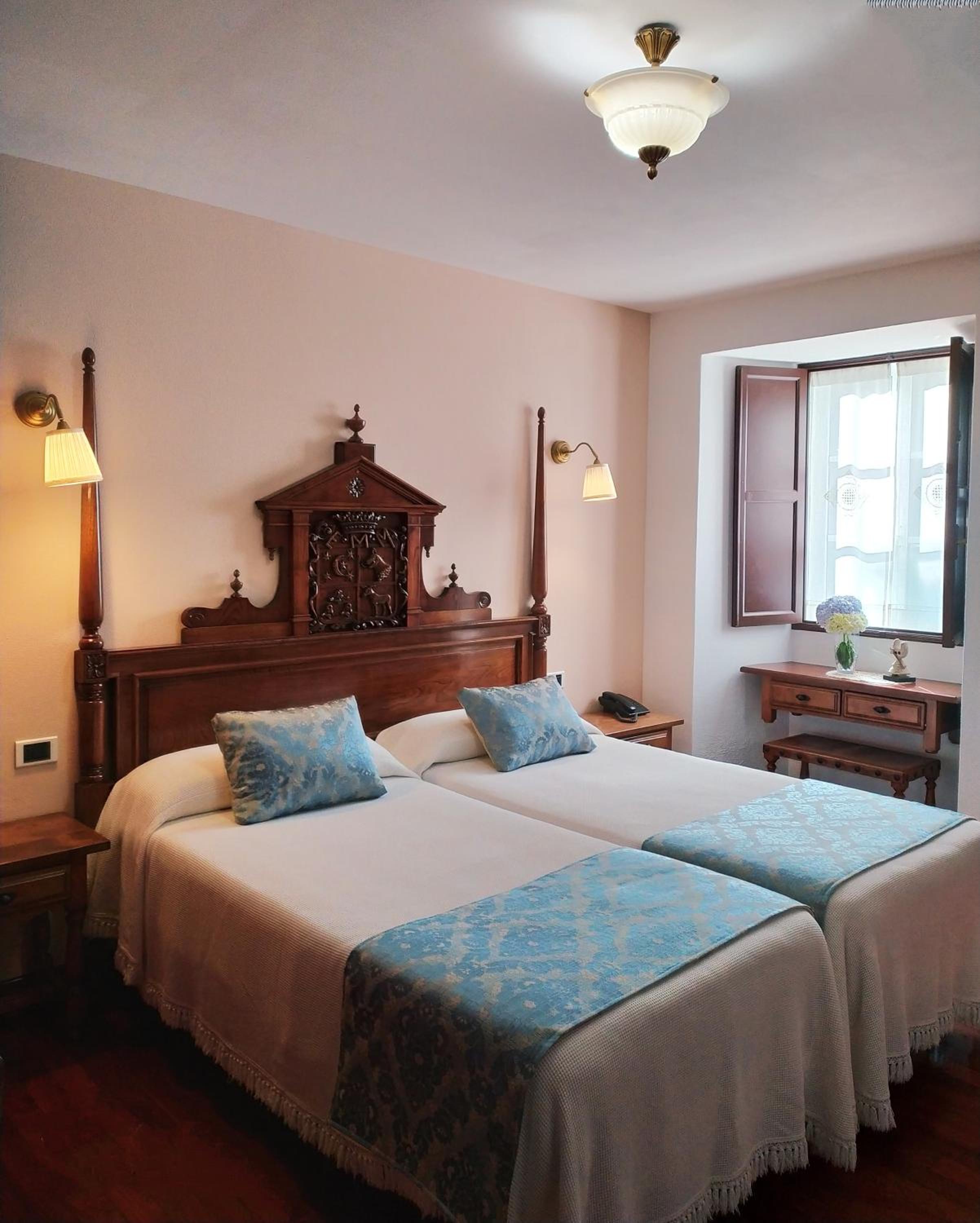 Double Room - Photo 13