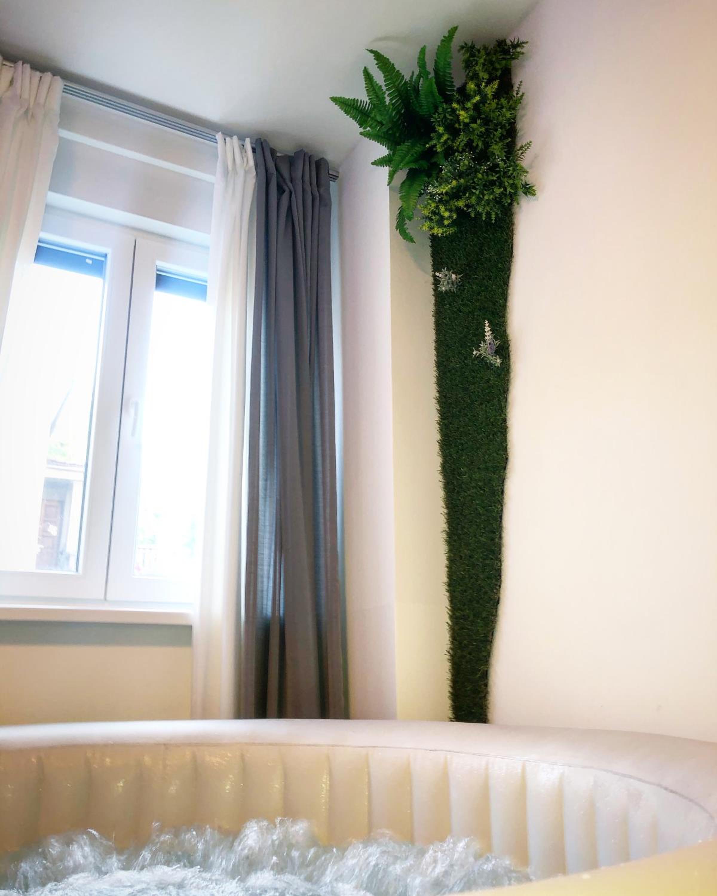 One-Bedroom Apartment - Photo 37
