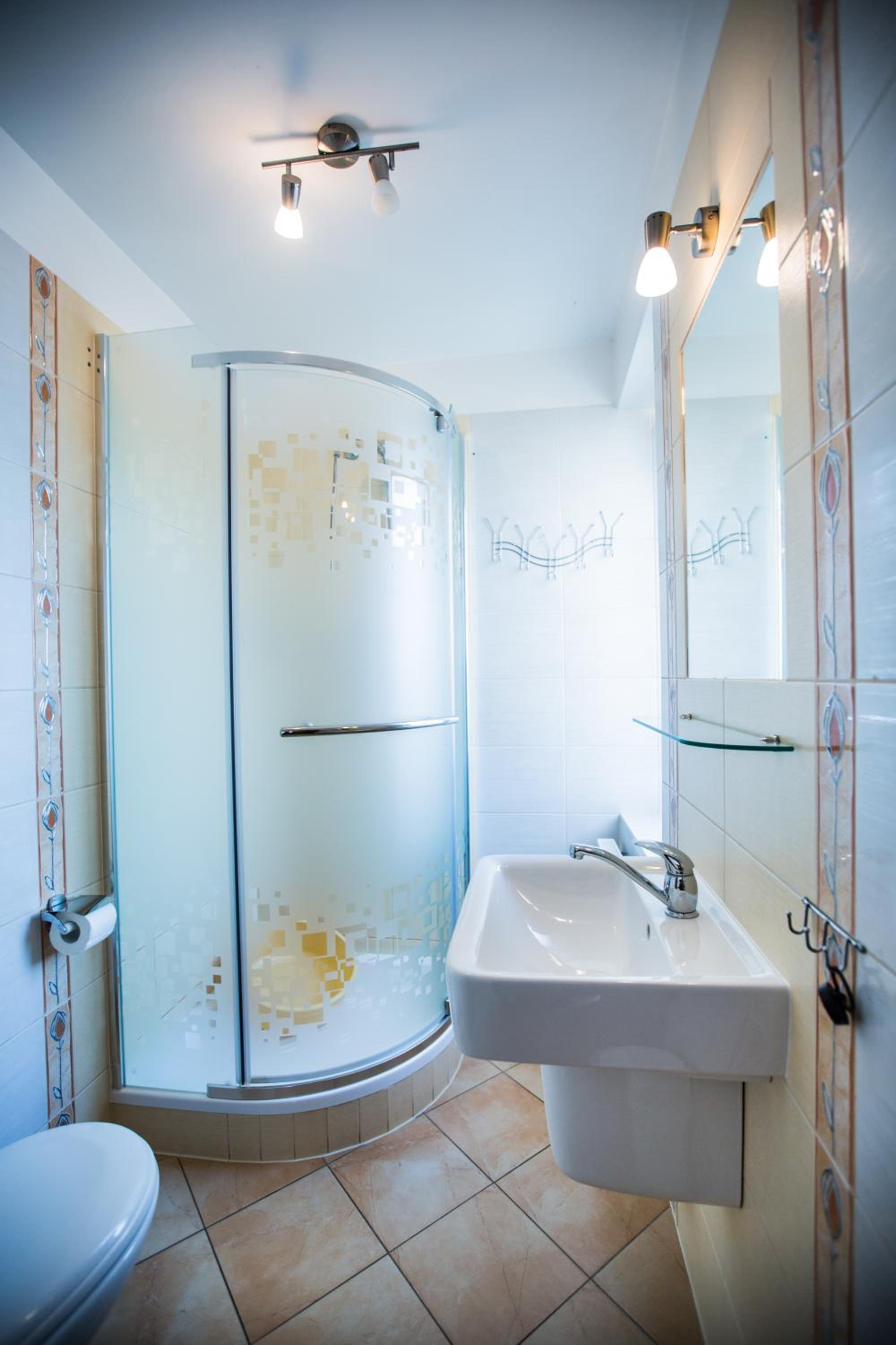 Triple Room - Photo 5