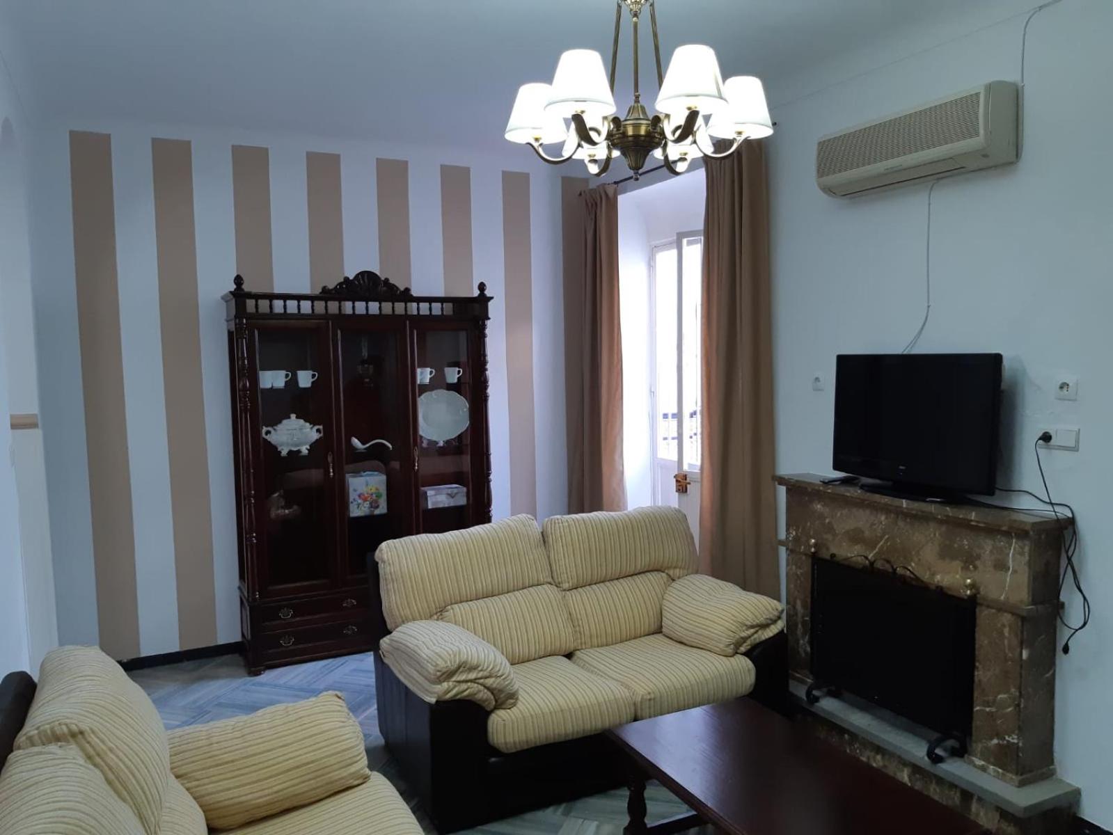Casa de cuatro habitaciones