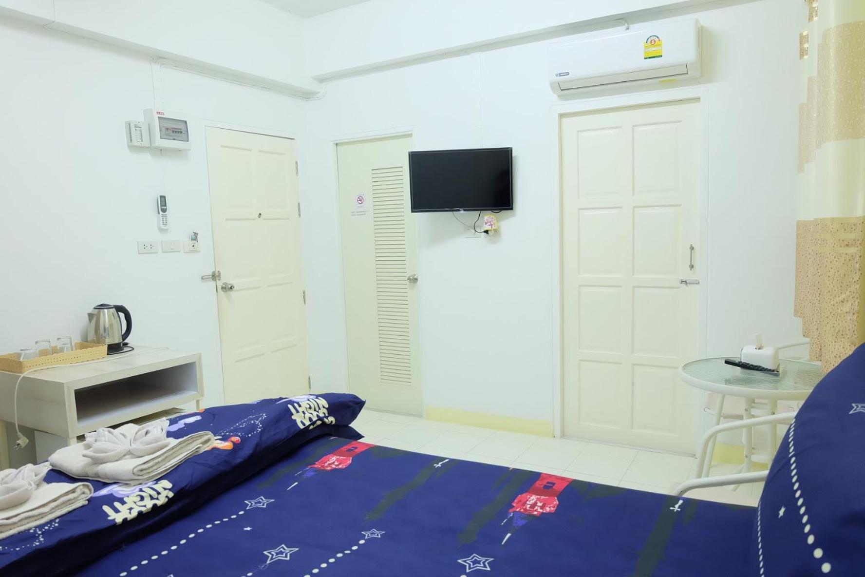 Deluxe Room - Photo 29