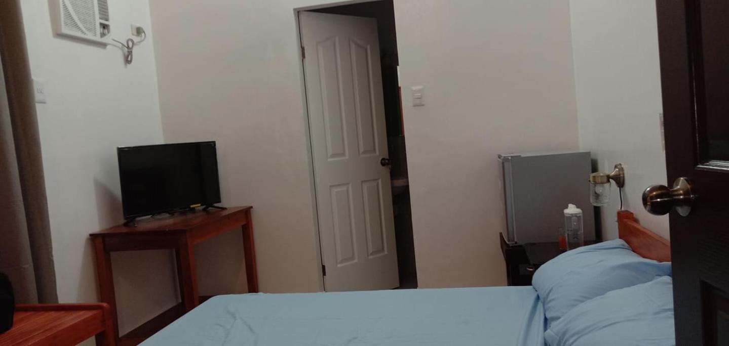 Double Room with Park View - Photo 4