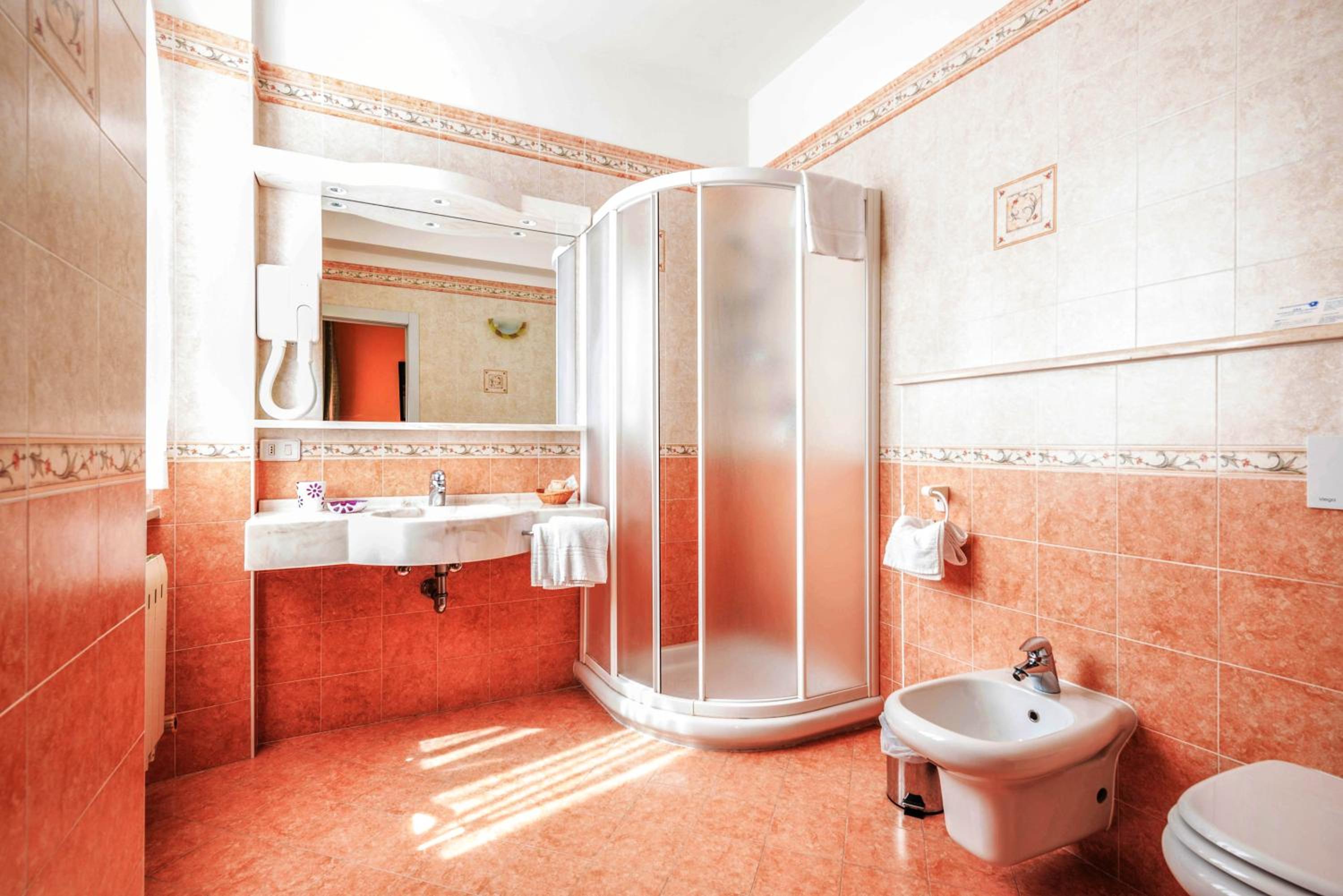 Superior Double or Twin Room - Photo 4