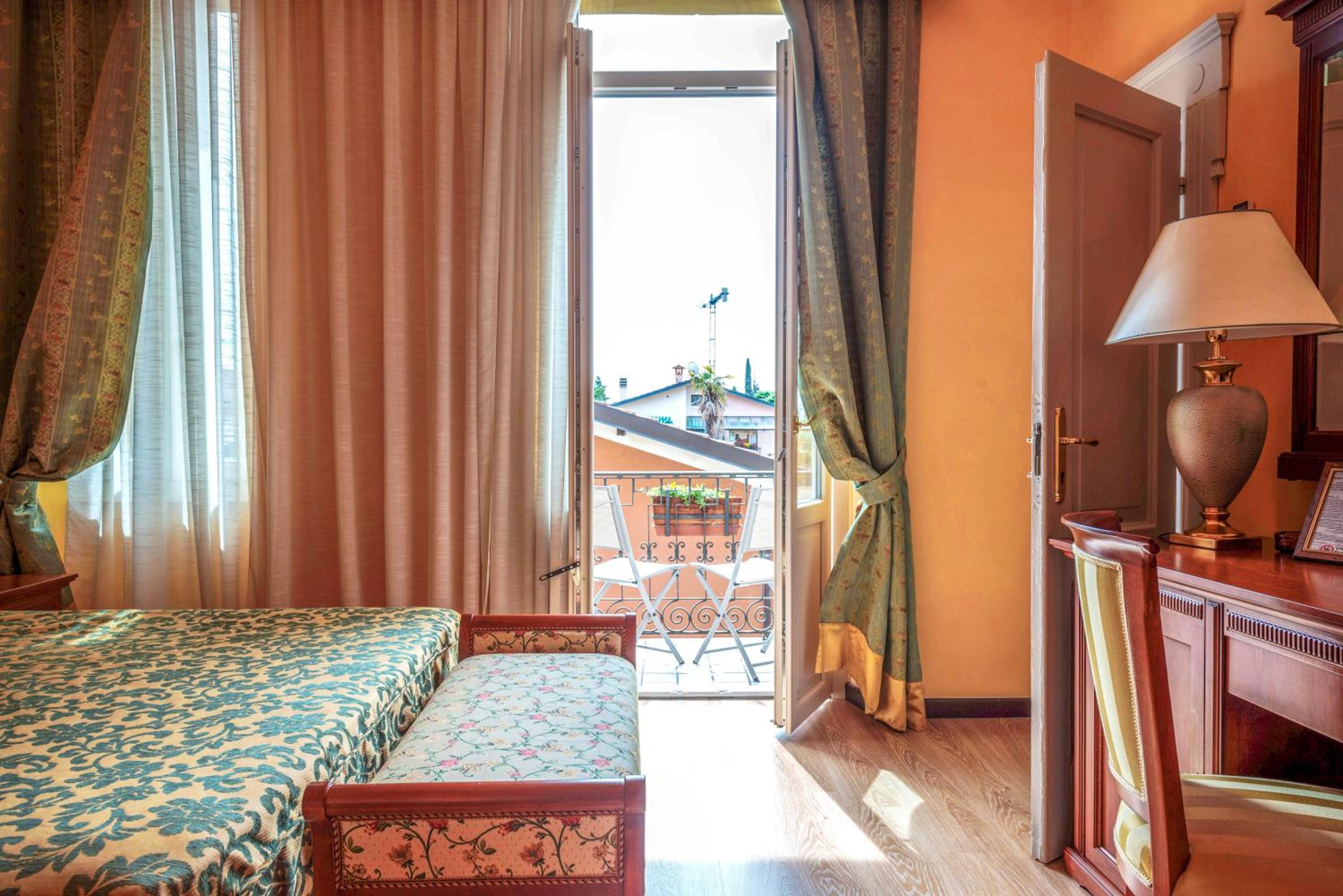 Superior Double or Twin Room - Photo 2