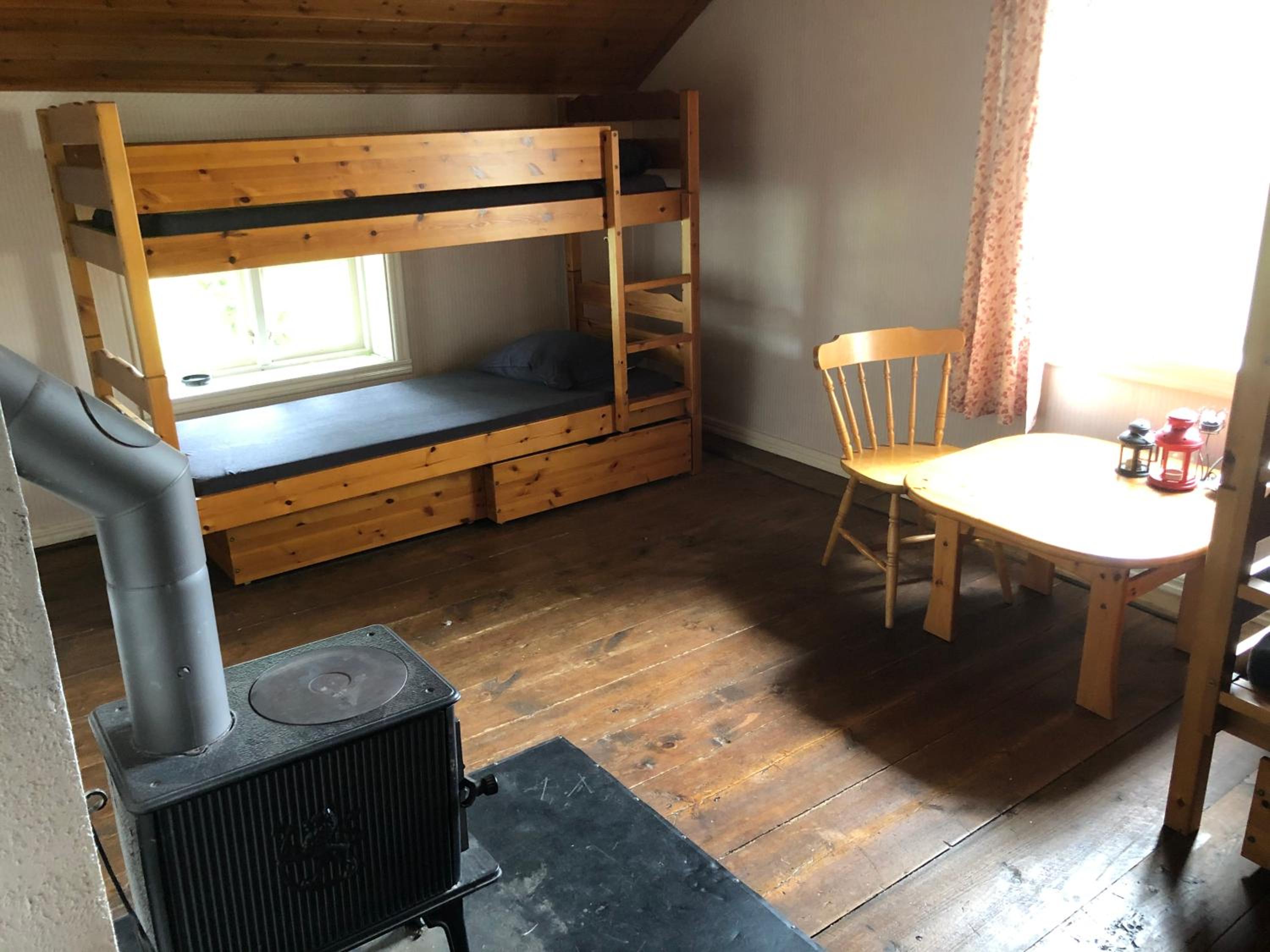 Mixed Dormitory Room photo 1