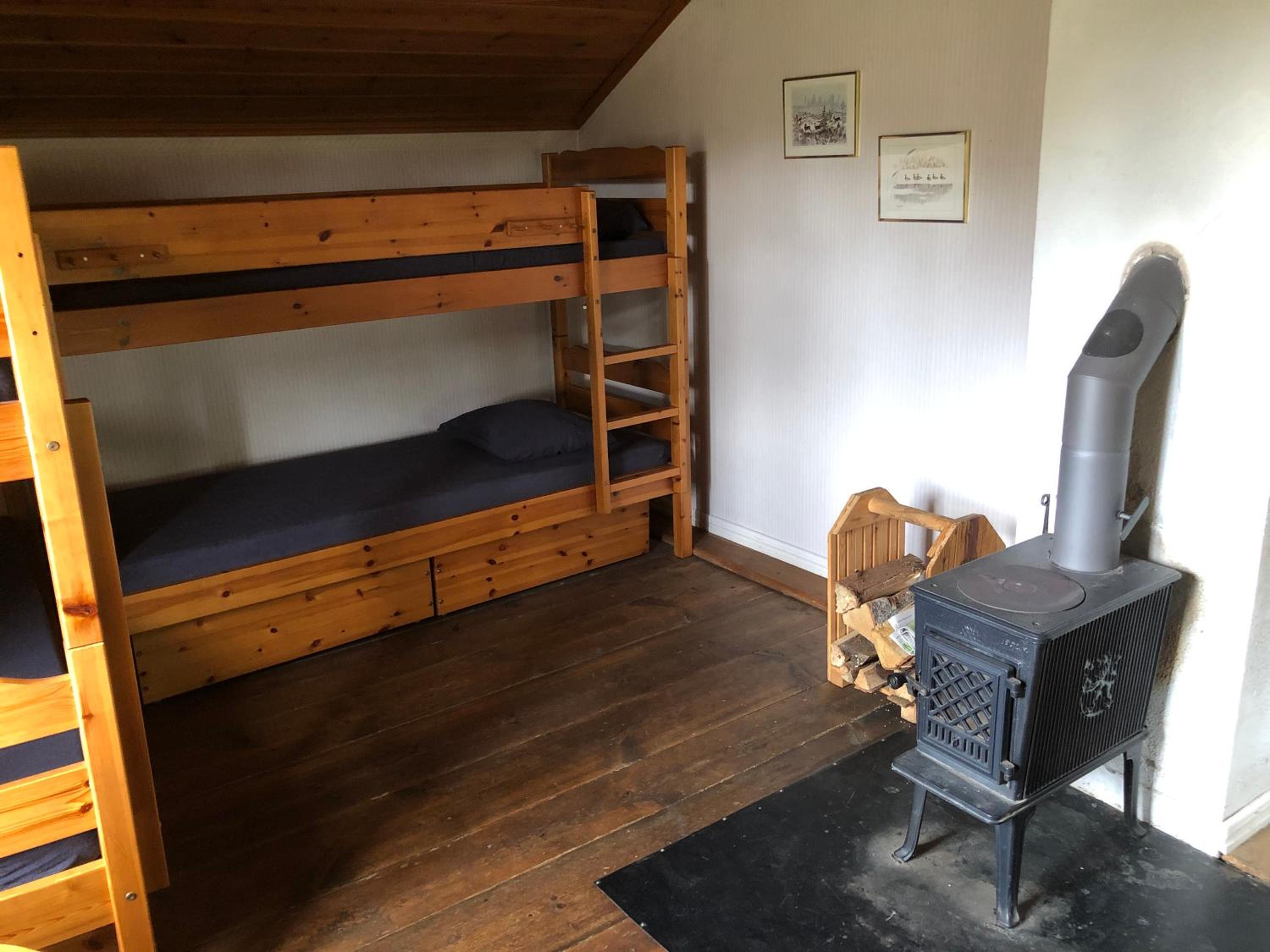 Mixed Dormitory Room photo 3