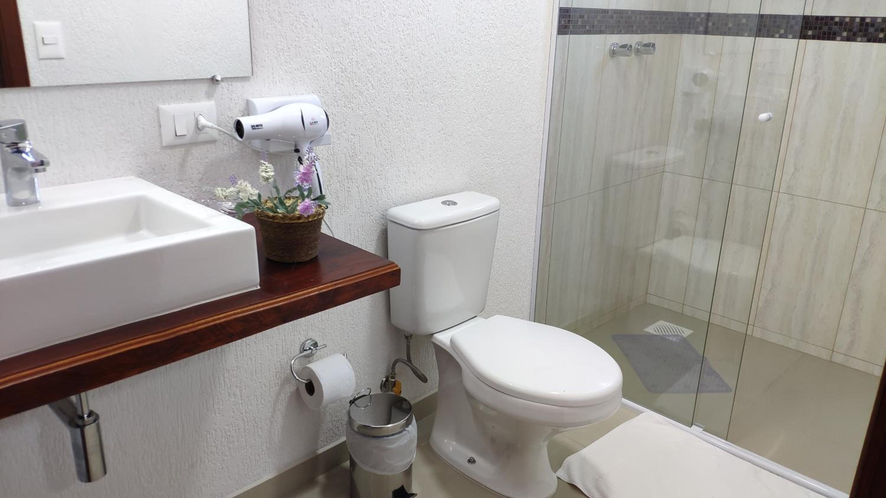 Standard Room - Photo 8