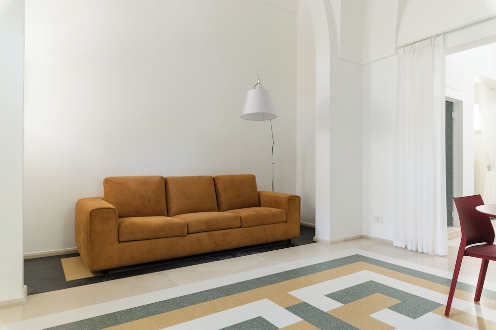 Comfort Room photo 2