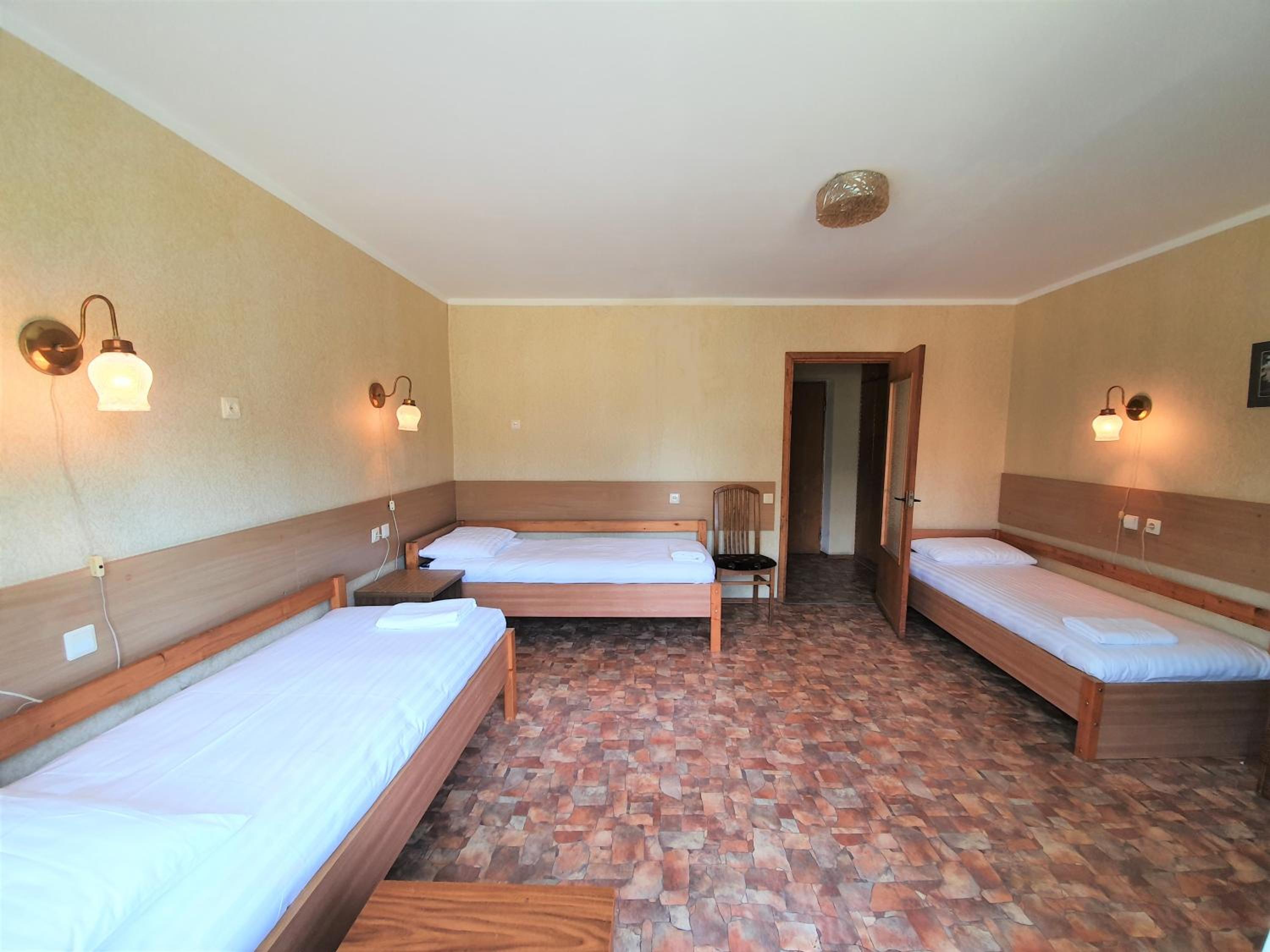 Triple Room - Photo 5