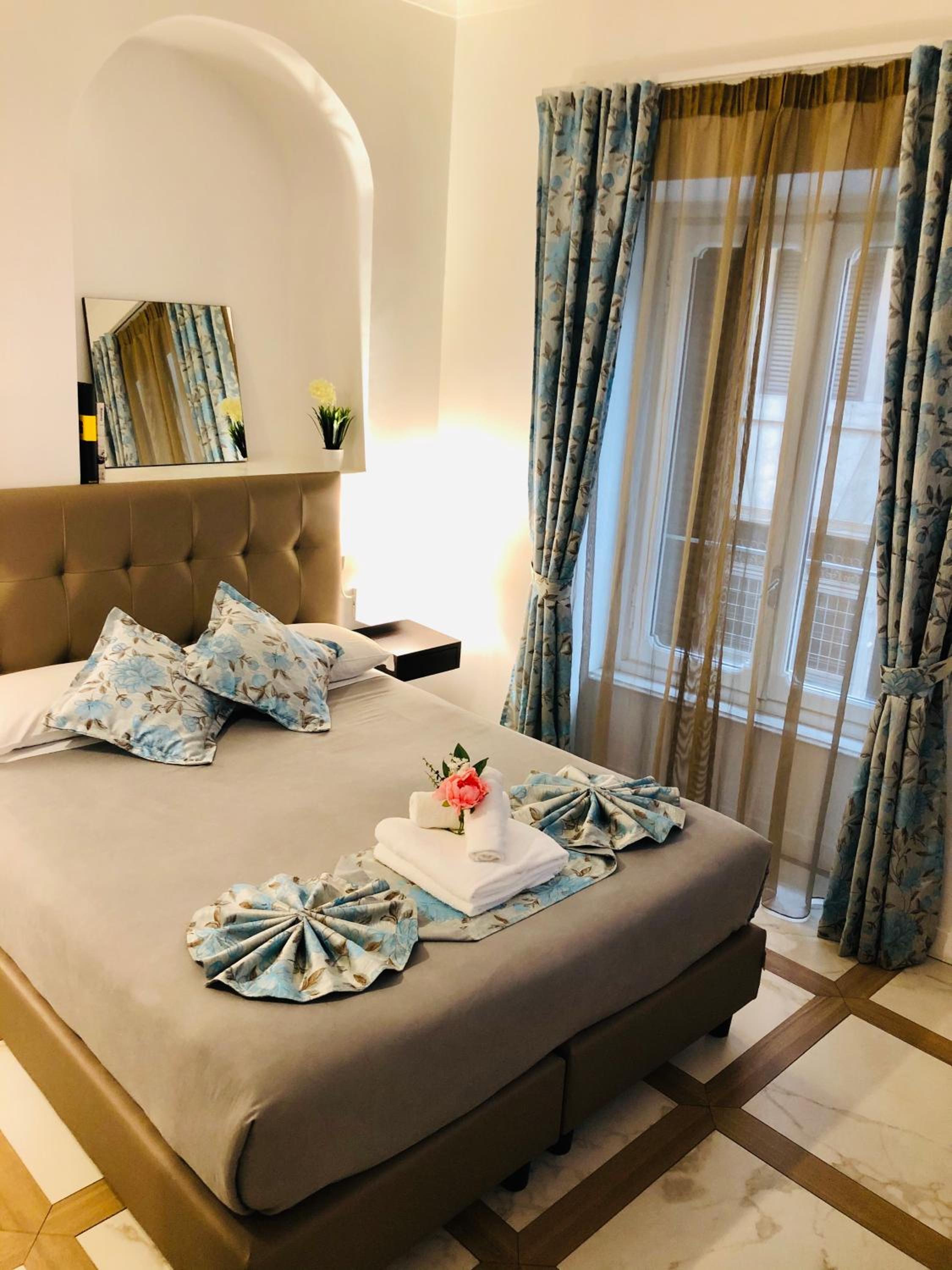 Double Room with Private Bathroom