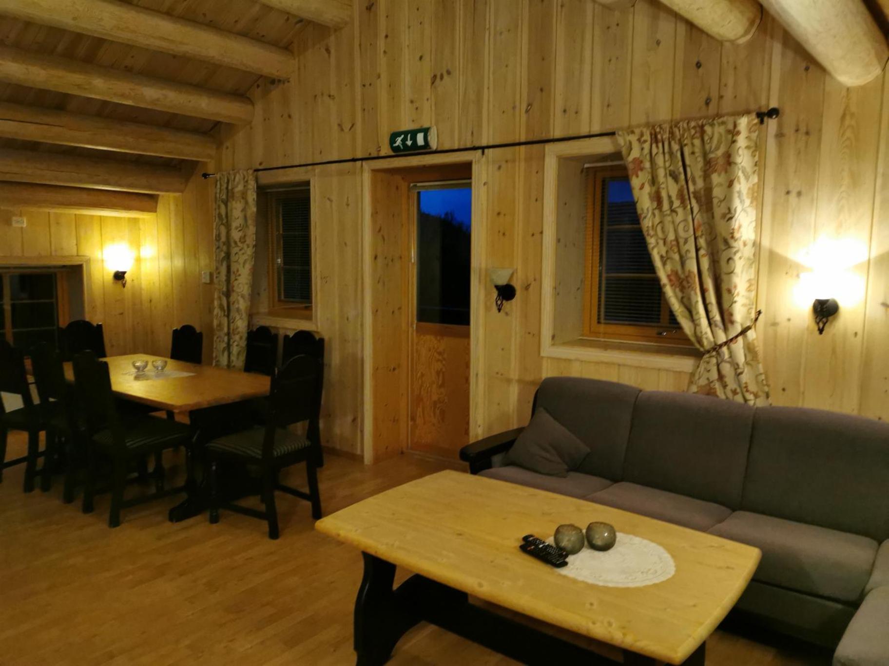 Apartment with Mountain View photo 1