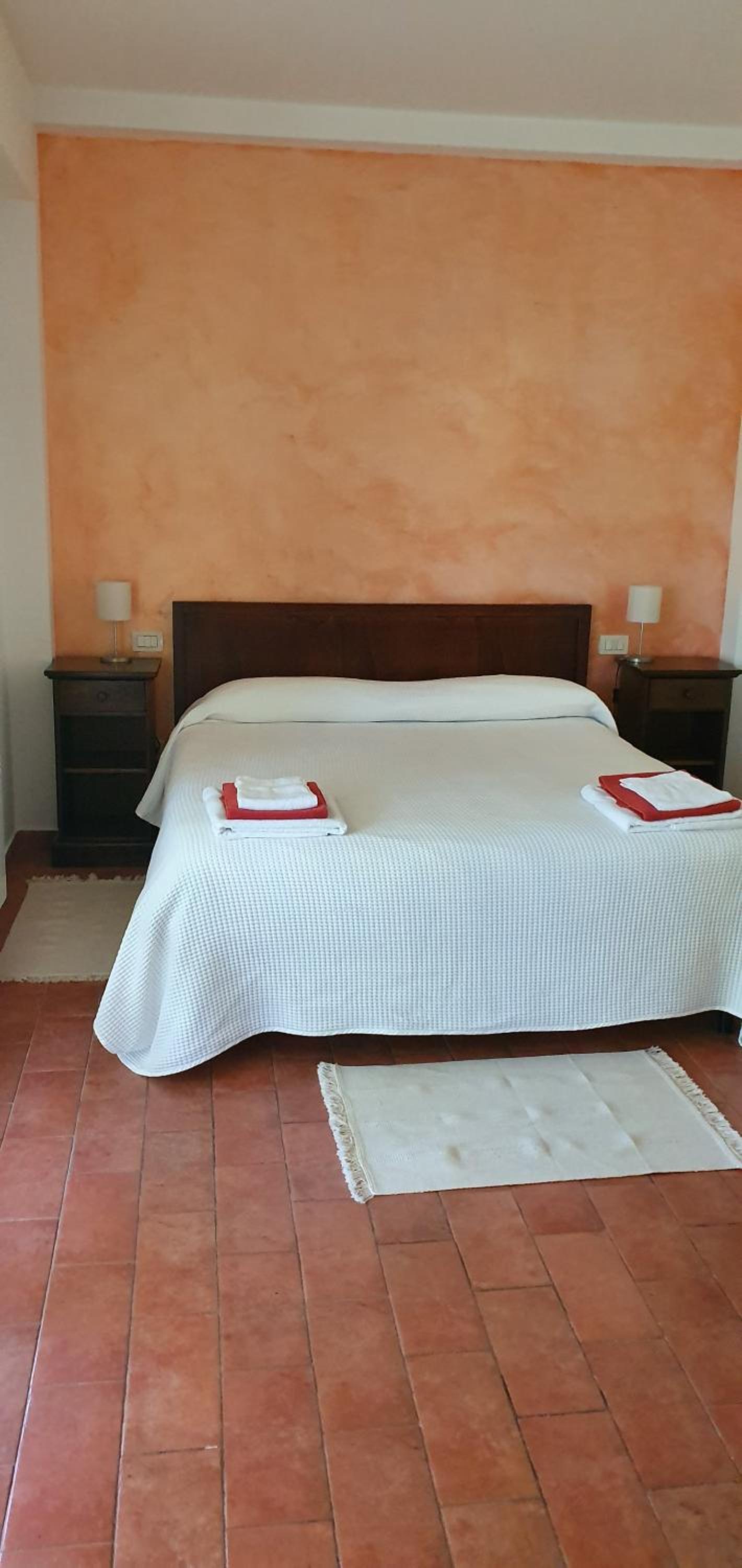 Double Room - Photo 12