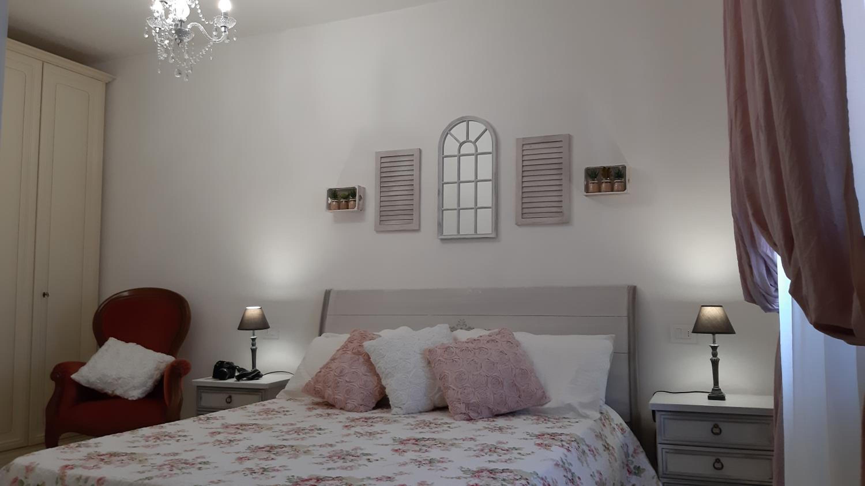 Double Room - Photo 2