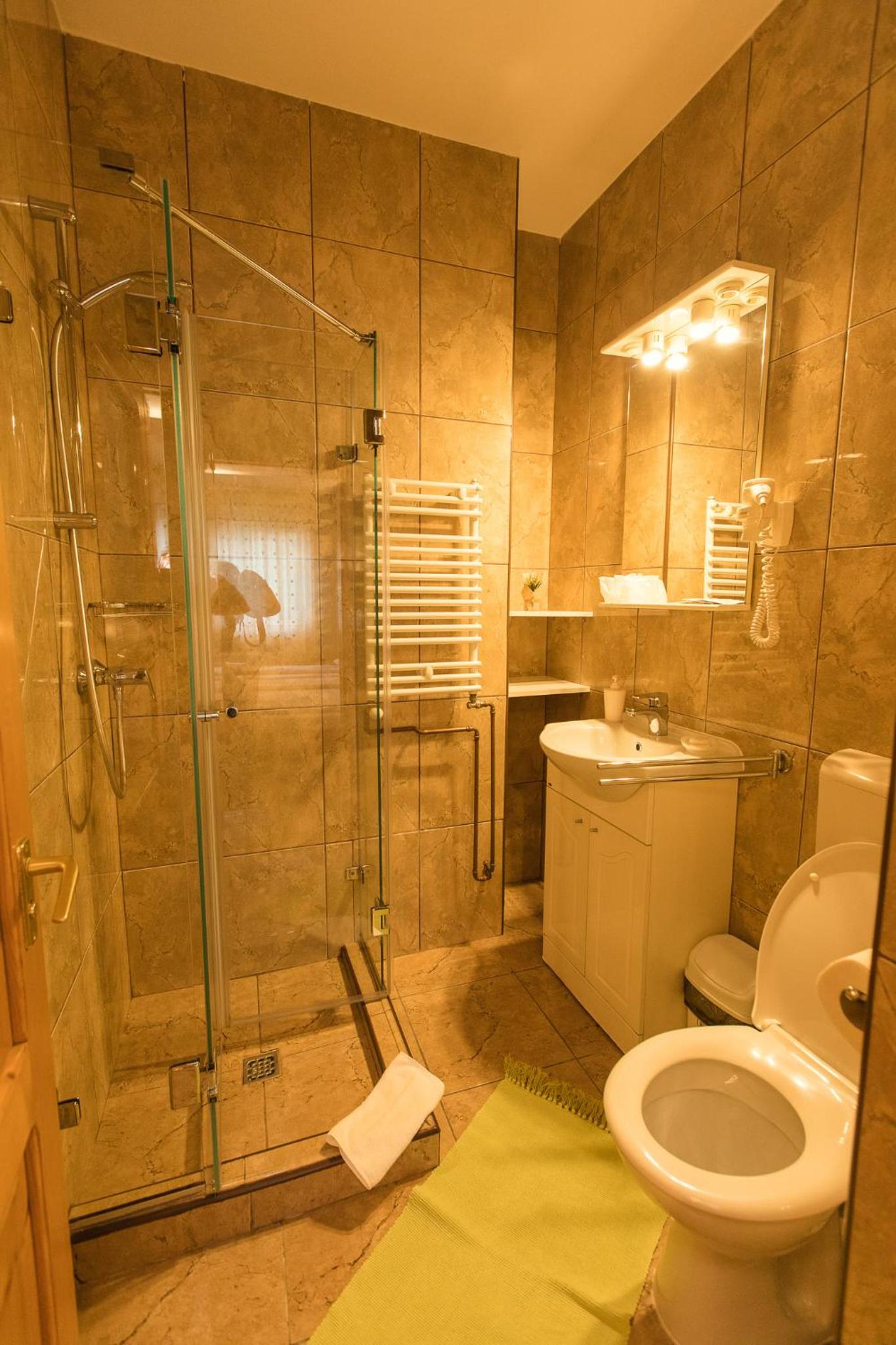 Triple Room - Photo 5