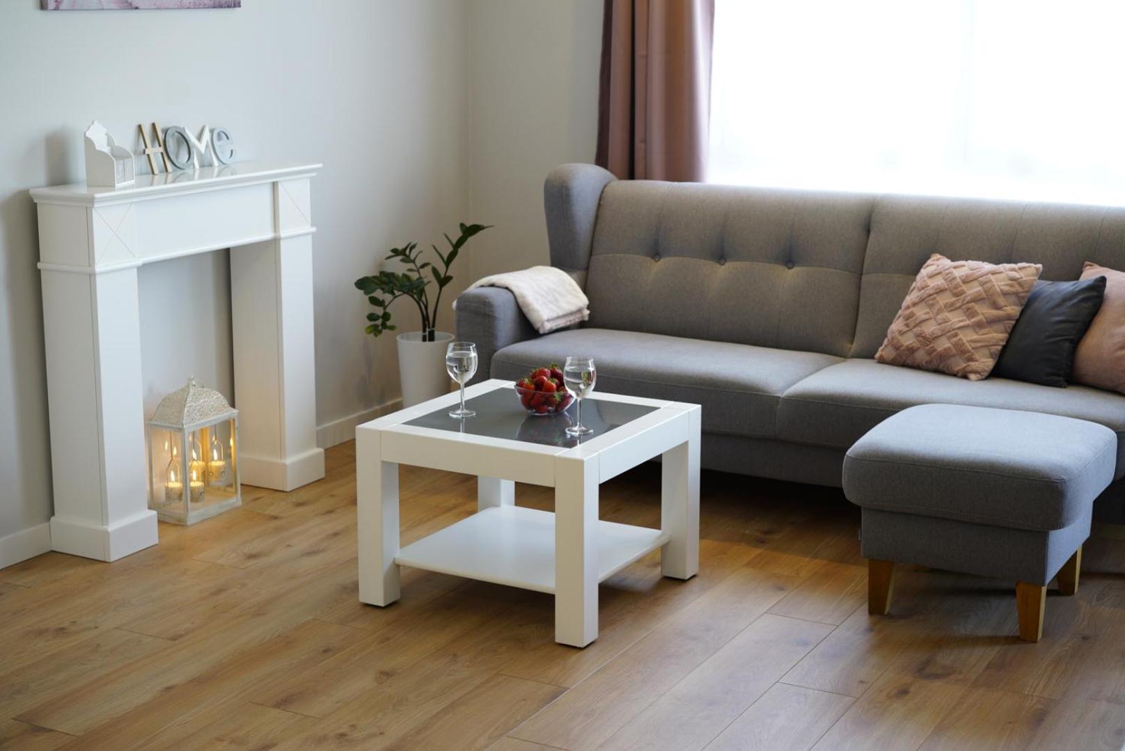 One-Bedroom Apartment - Photo 1