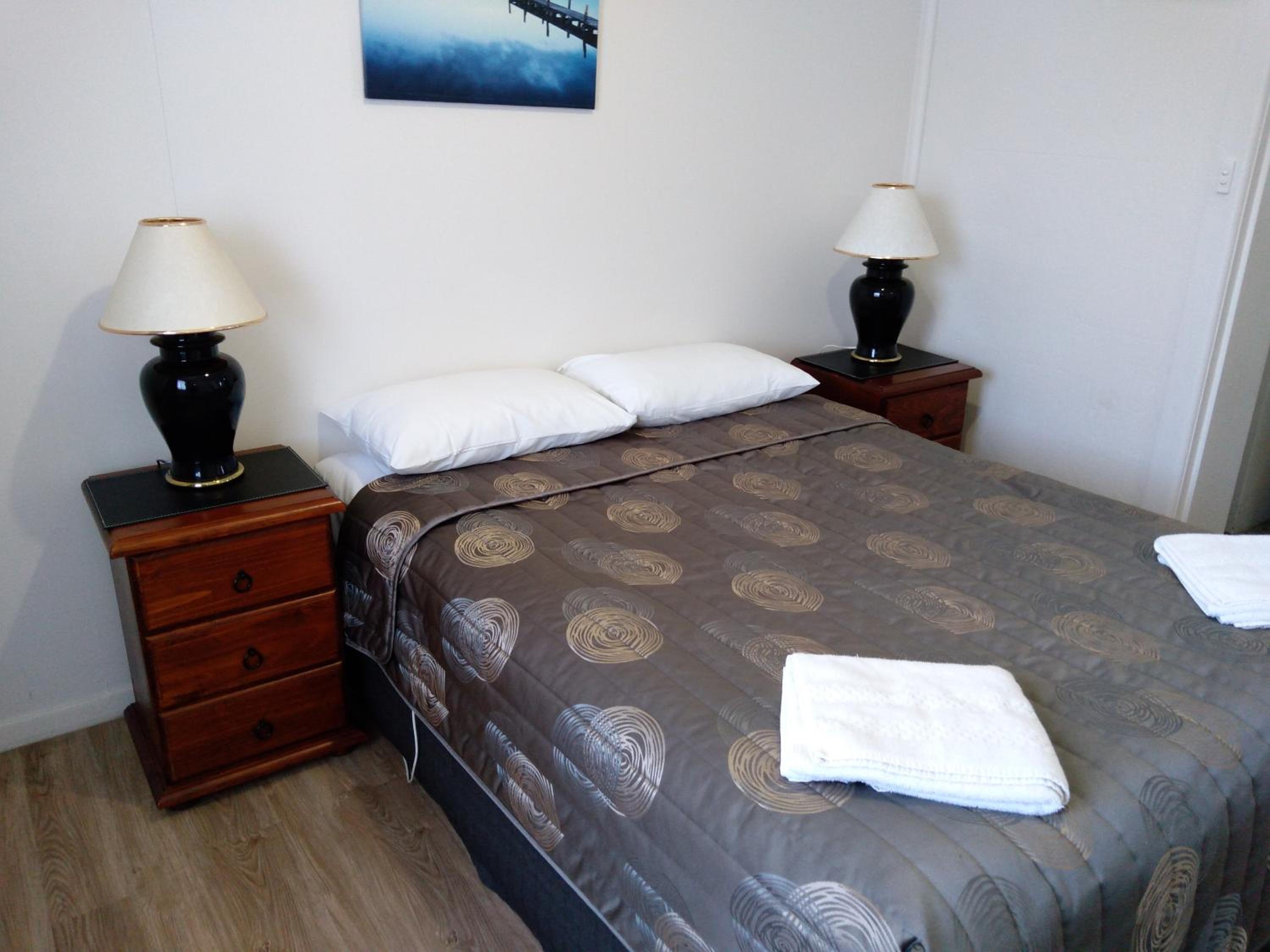Standard One-Bedroom - Pet Friendly  photo 1