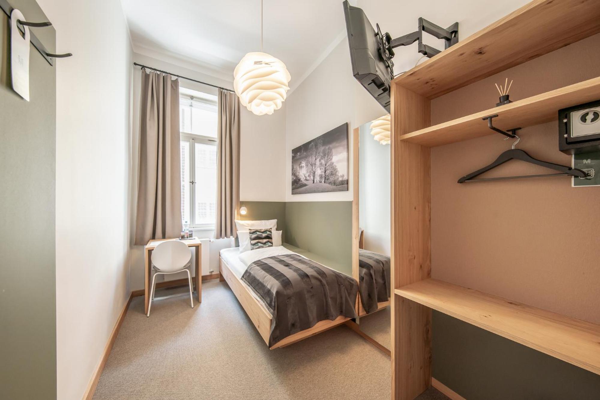 Single Room photo 1