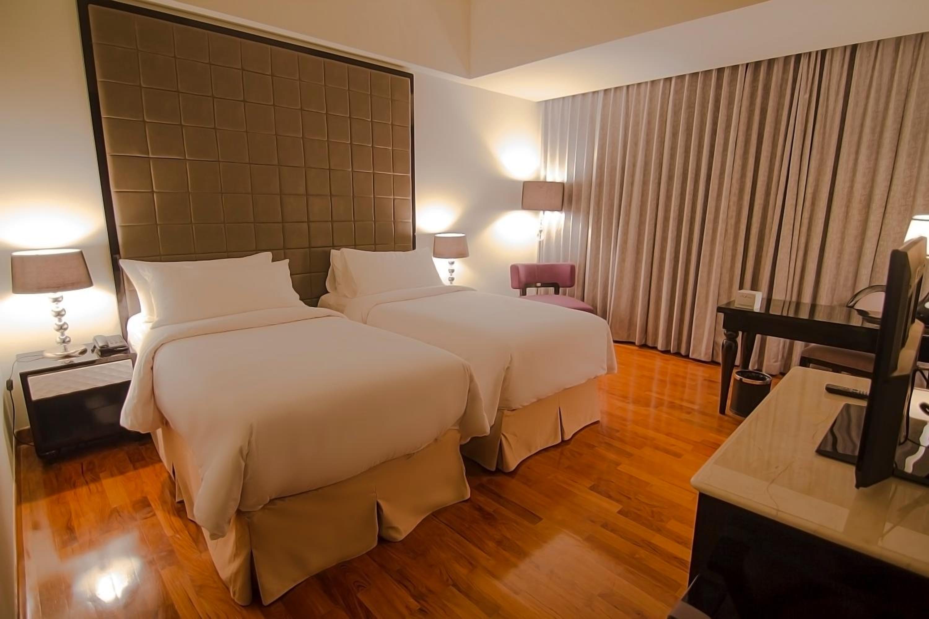 Deluxe Double or Twin Room