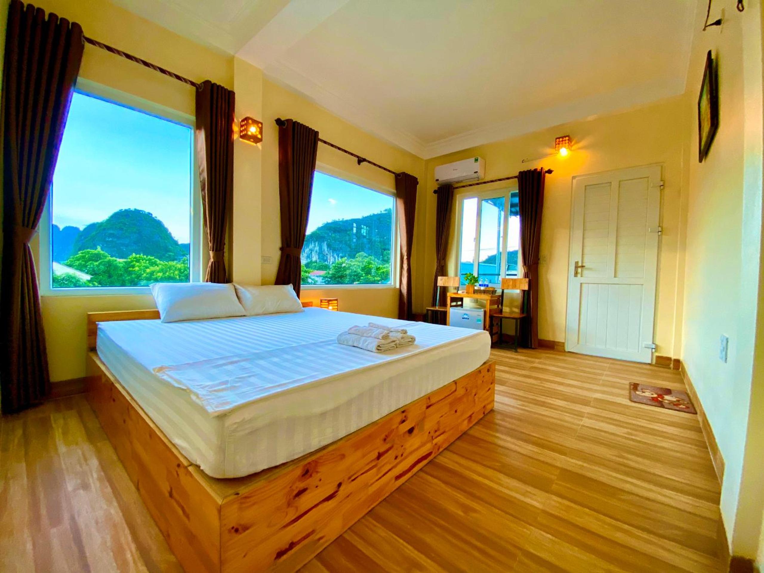 Double Room with Mountain View - Photo 5