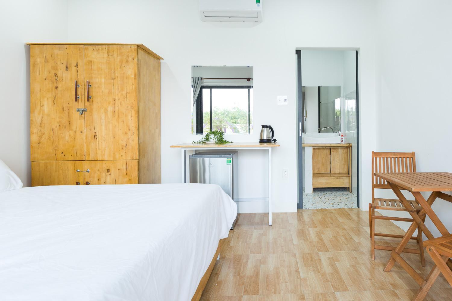 Deluxe Double Room with Balcony photo 3