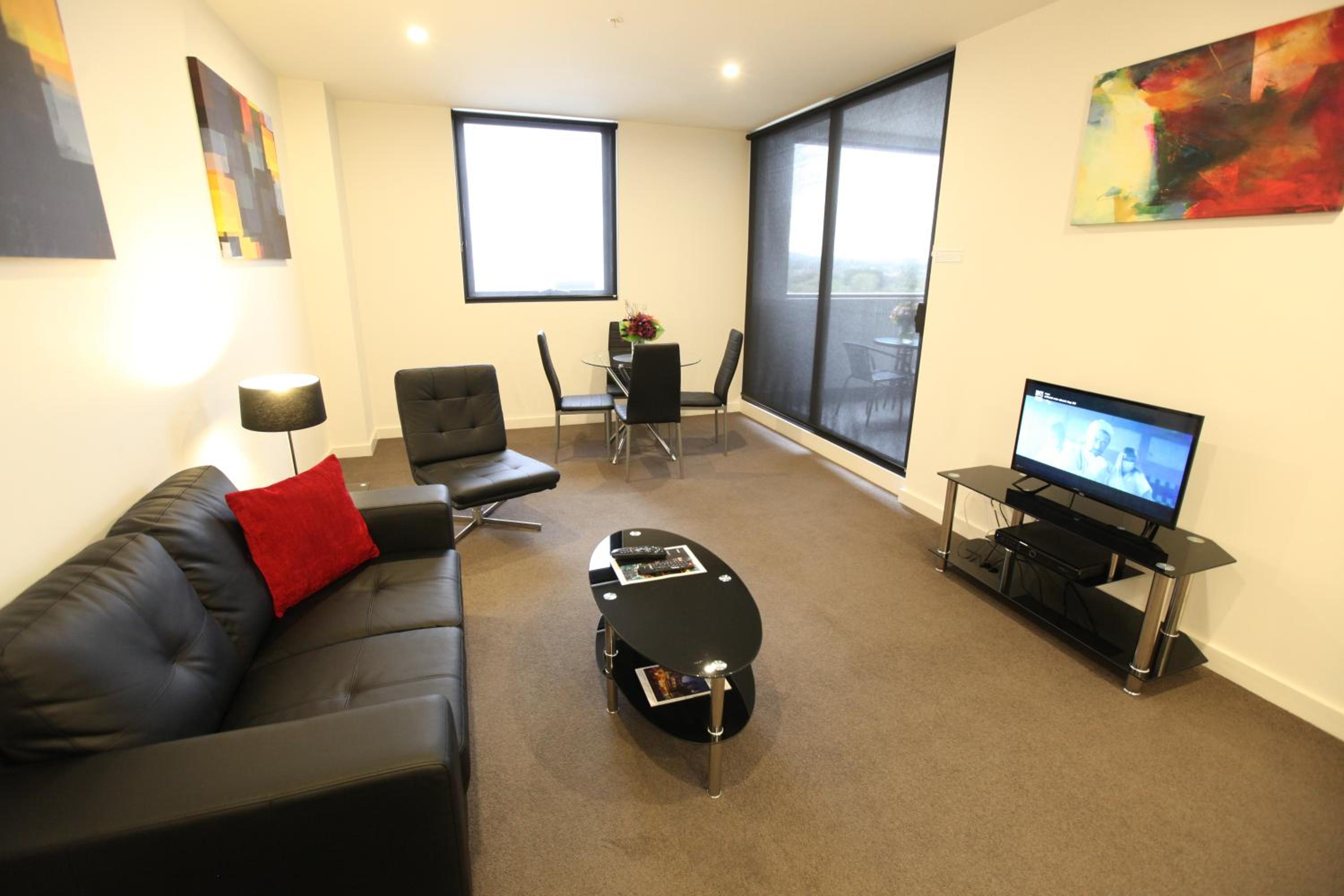 One-Bedroom Apartment - Photo 13
