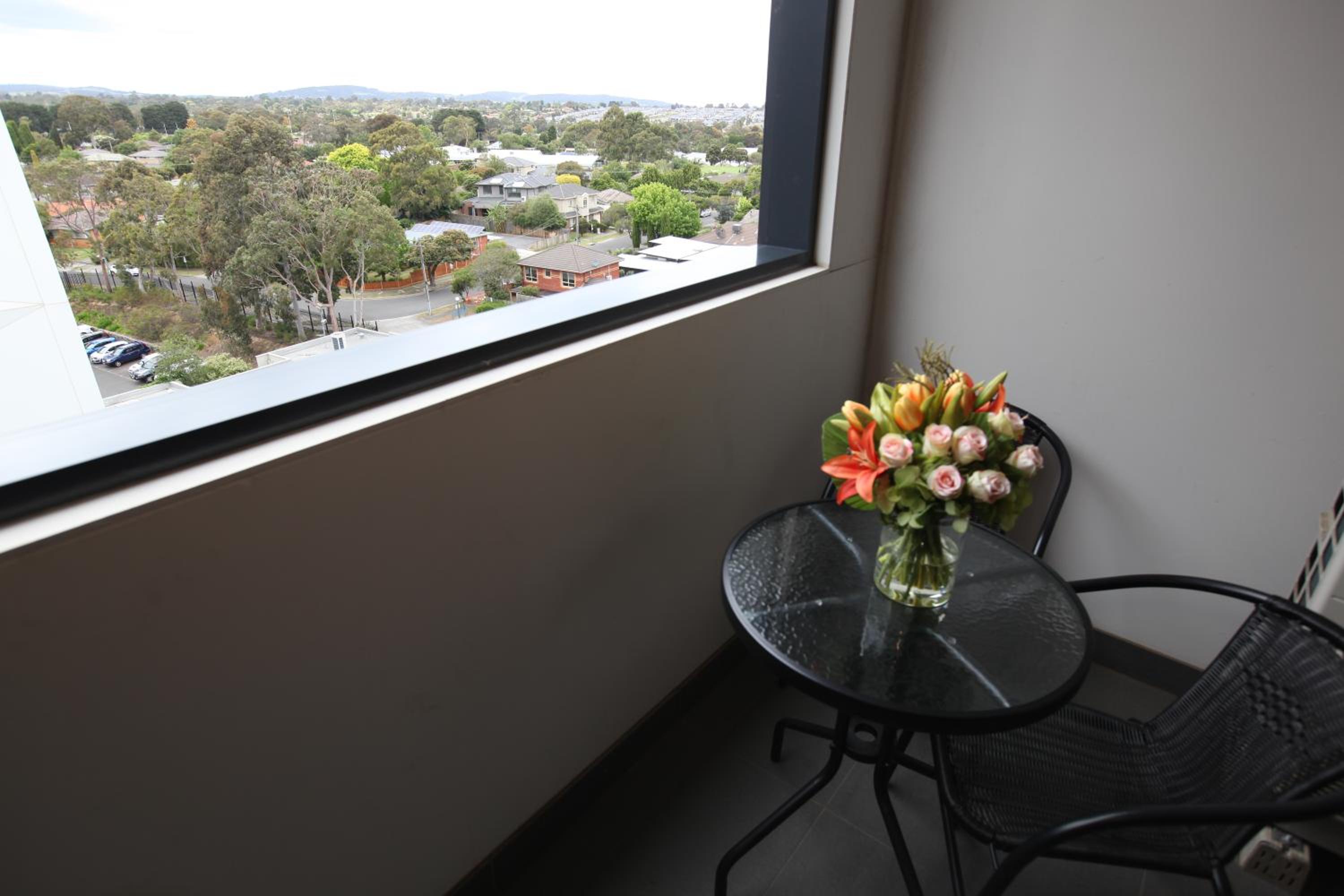 One-Bedroom Apartment - Photo 11