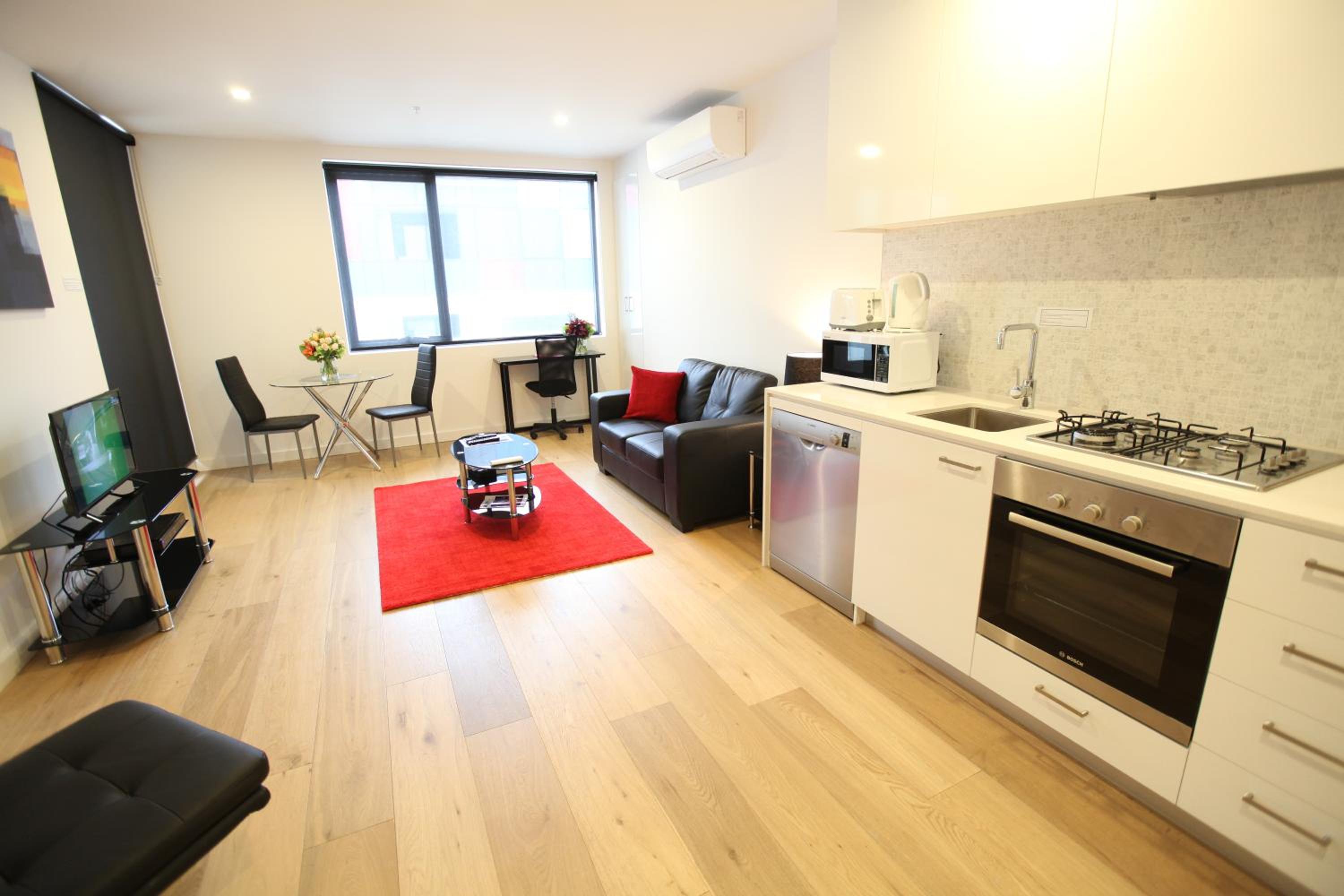One-Bedroom Apartment - Photo 10