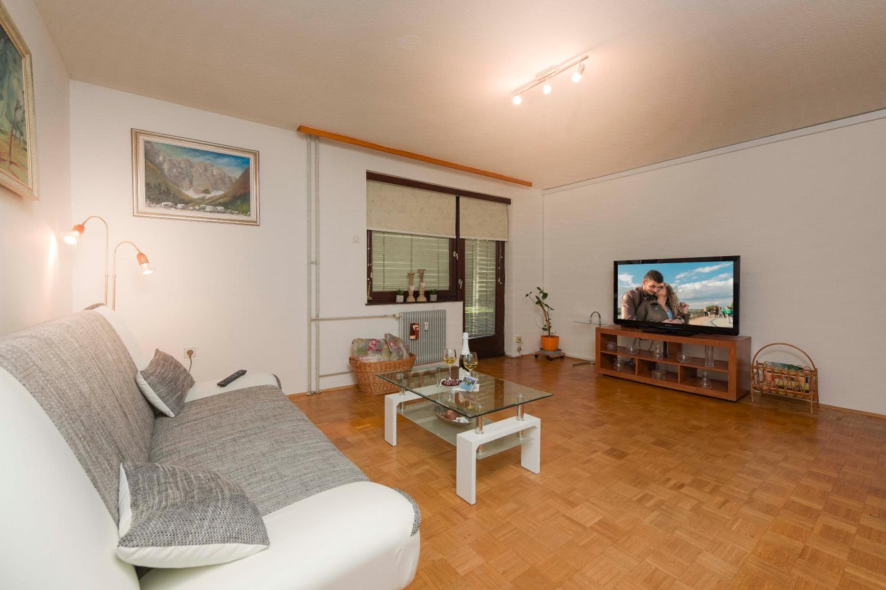 Superior Apartment photo 3