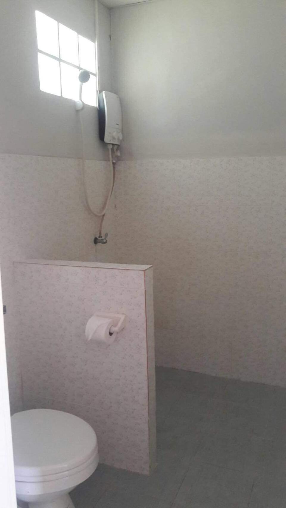 Standard Twin Room with Garden View photo 2