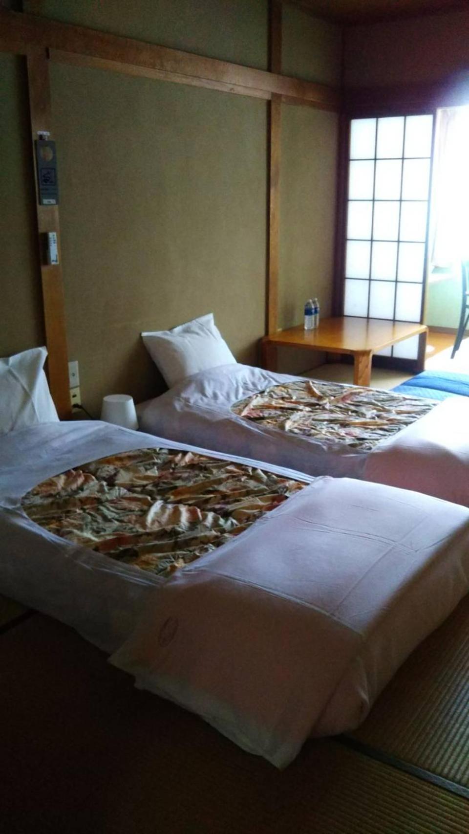 Japanese-Style Twin Room with Shared Bathroom