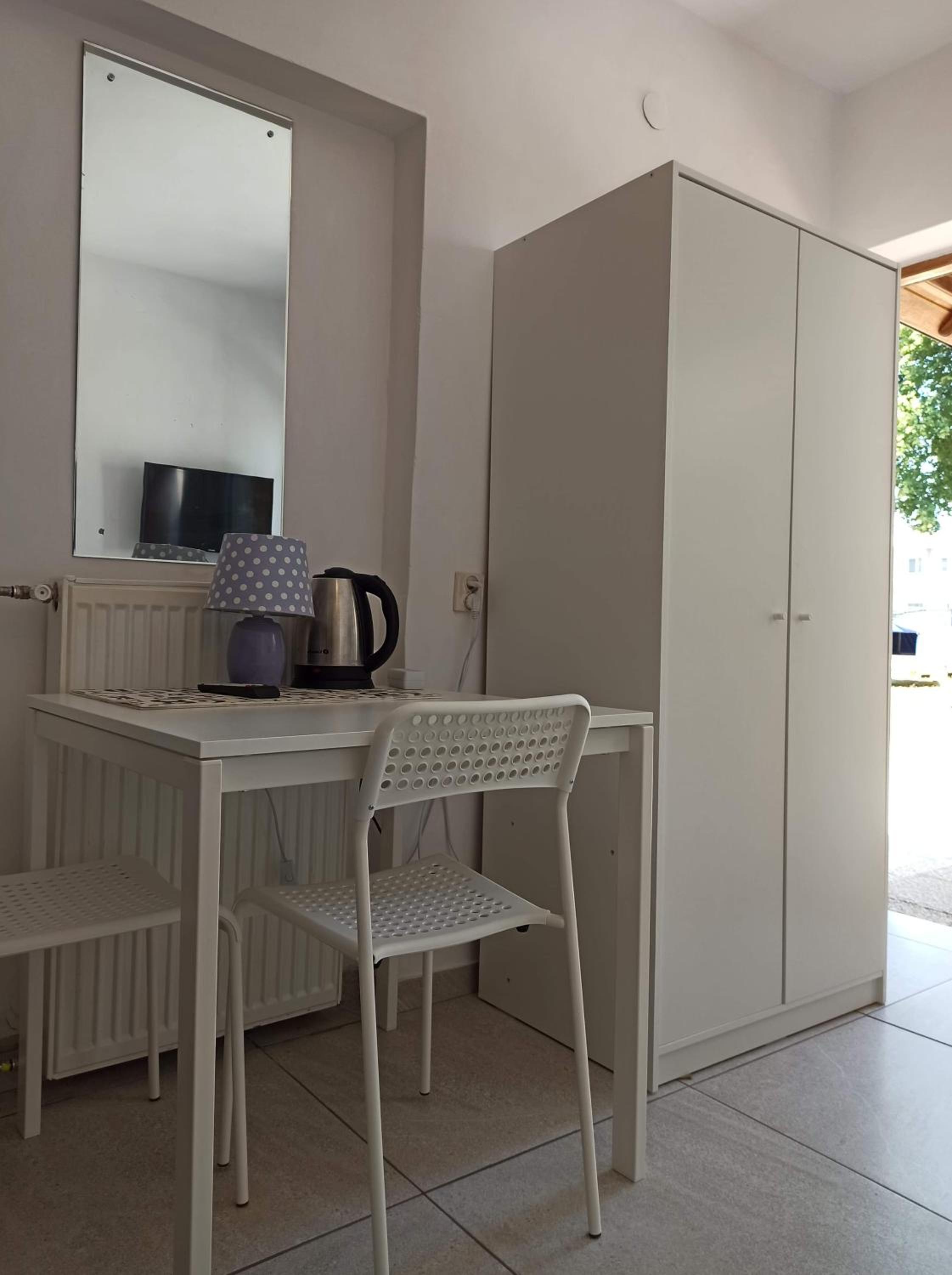 Double Room with Private Bathroom photo 1