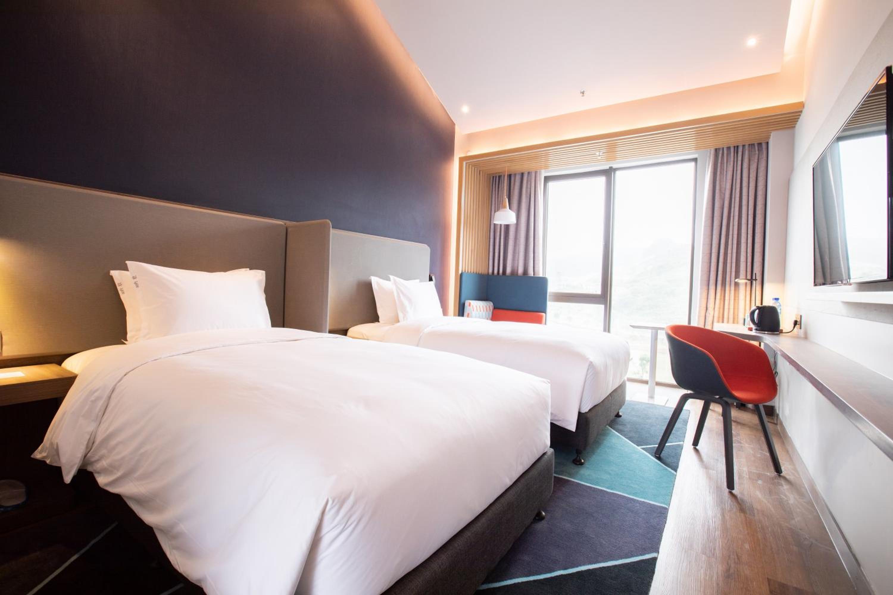 Standard Twin Room photo 2