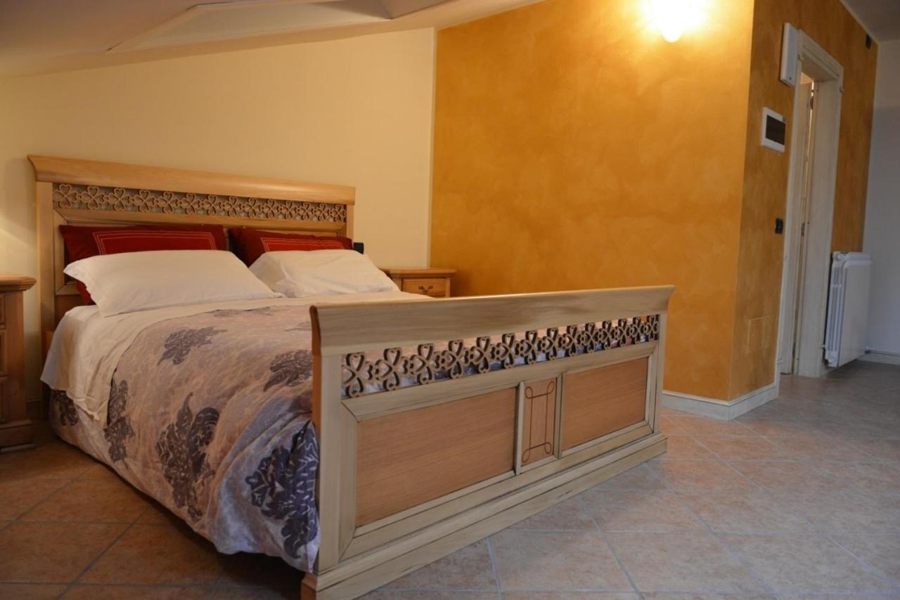 Double Room - Photo 7