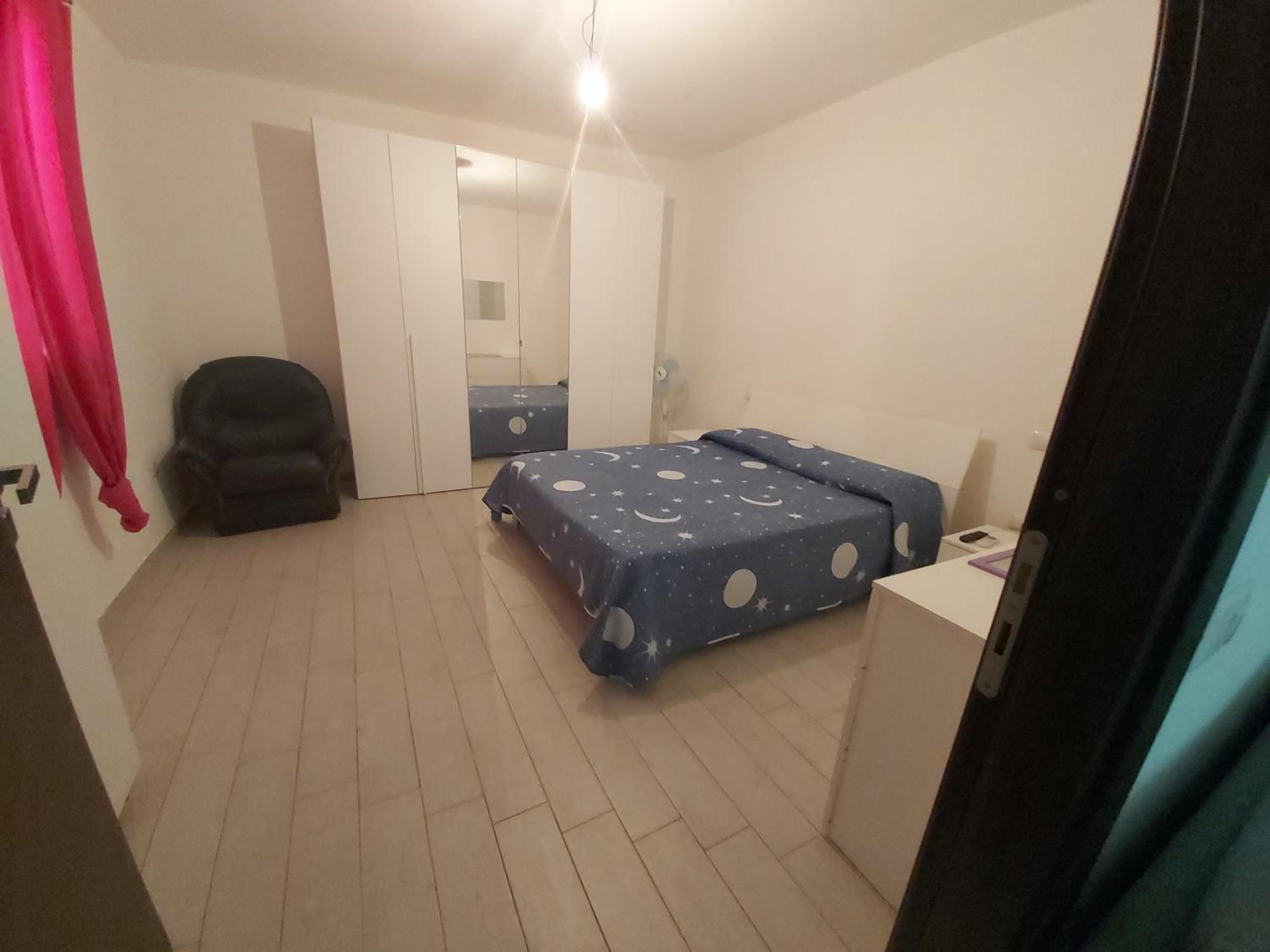 Apartment with Garden View - Photo 18